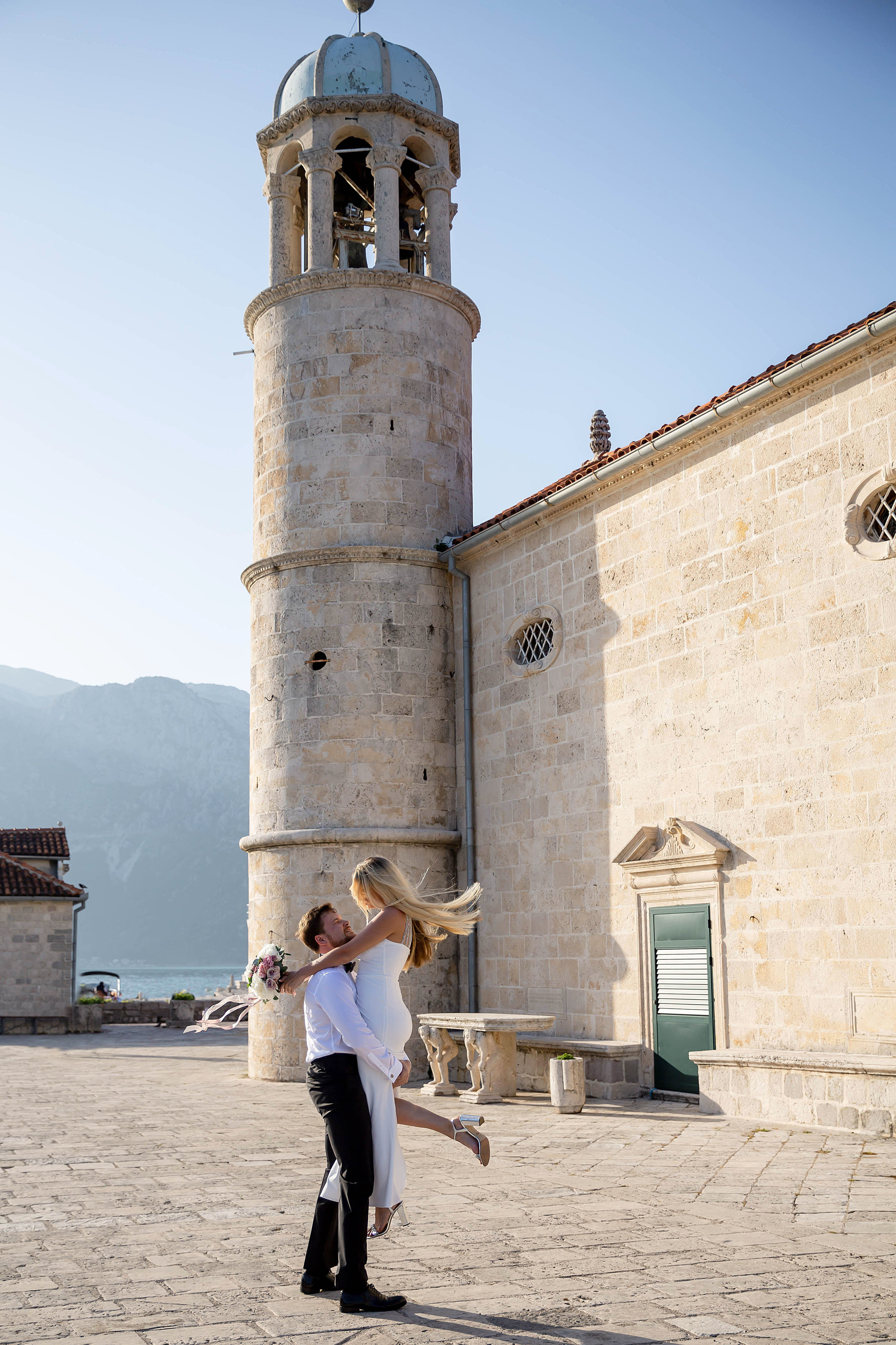 Montenegro wedding photoshootings. Photographer in Montenegro