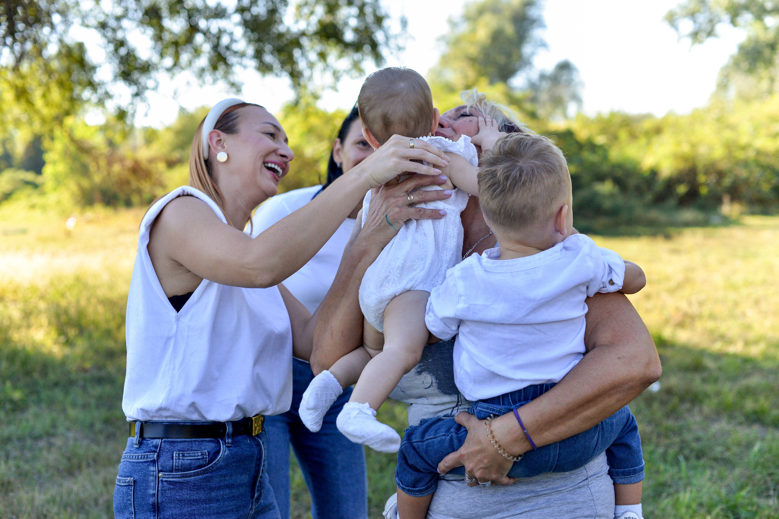 Kristina Pajic Profesionalni fotograf dogadjaja i studijske fotografije