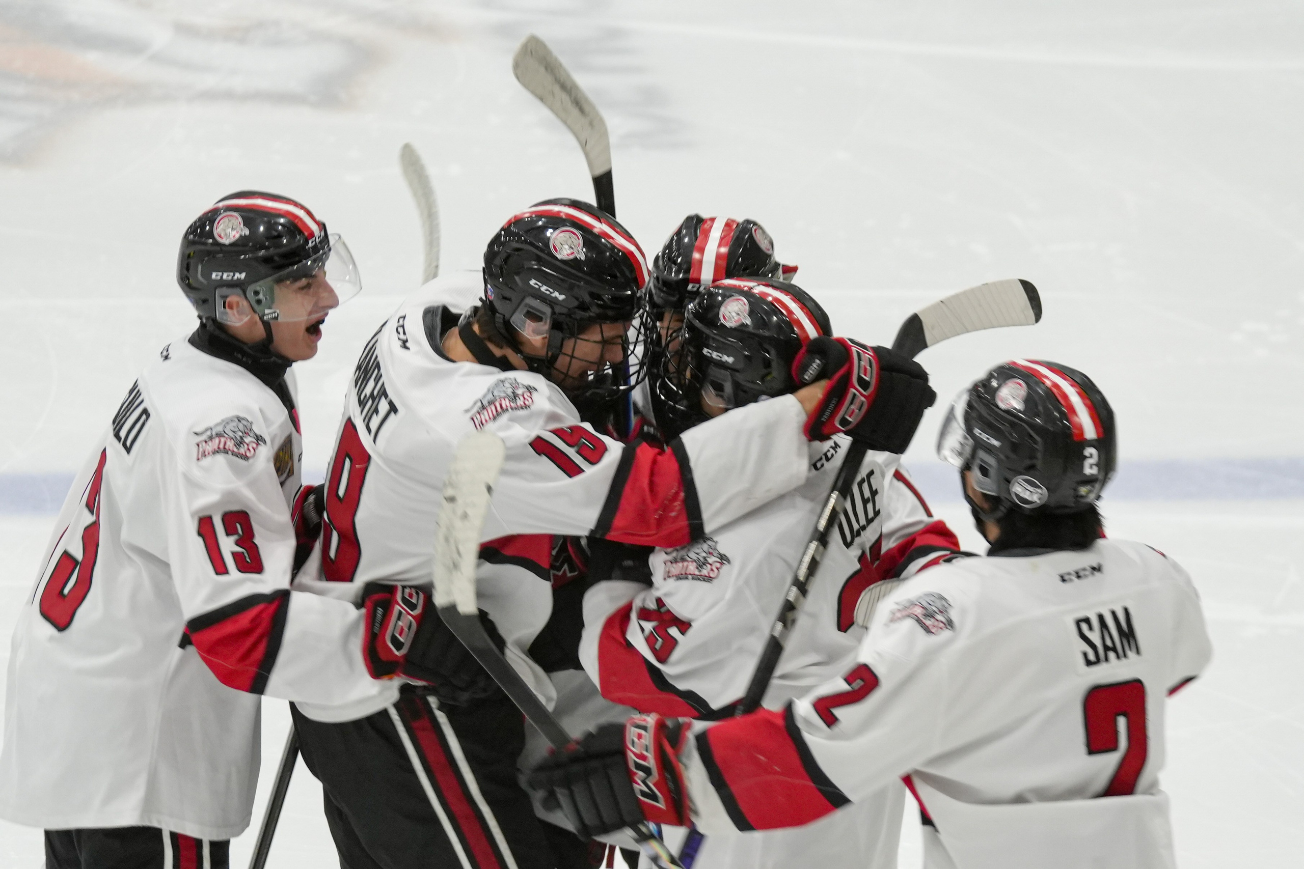 Hockey. Shuttergry Photography Focus on Sports and Portrait in Tri-Cities B.C