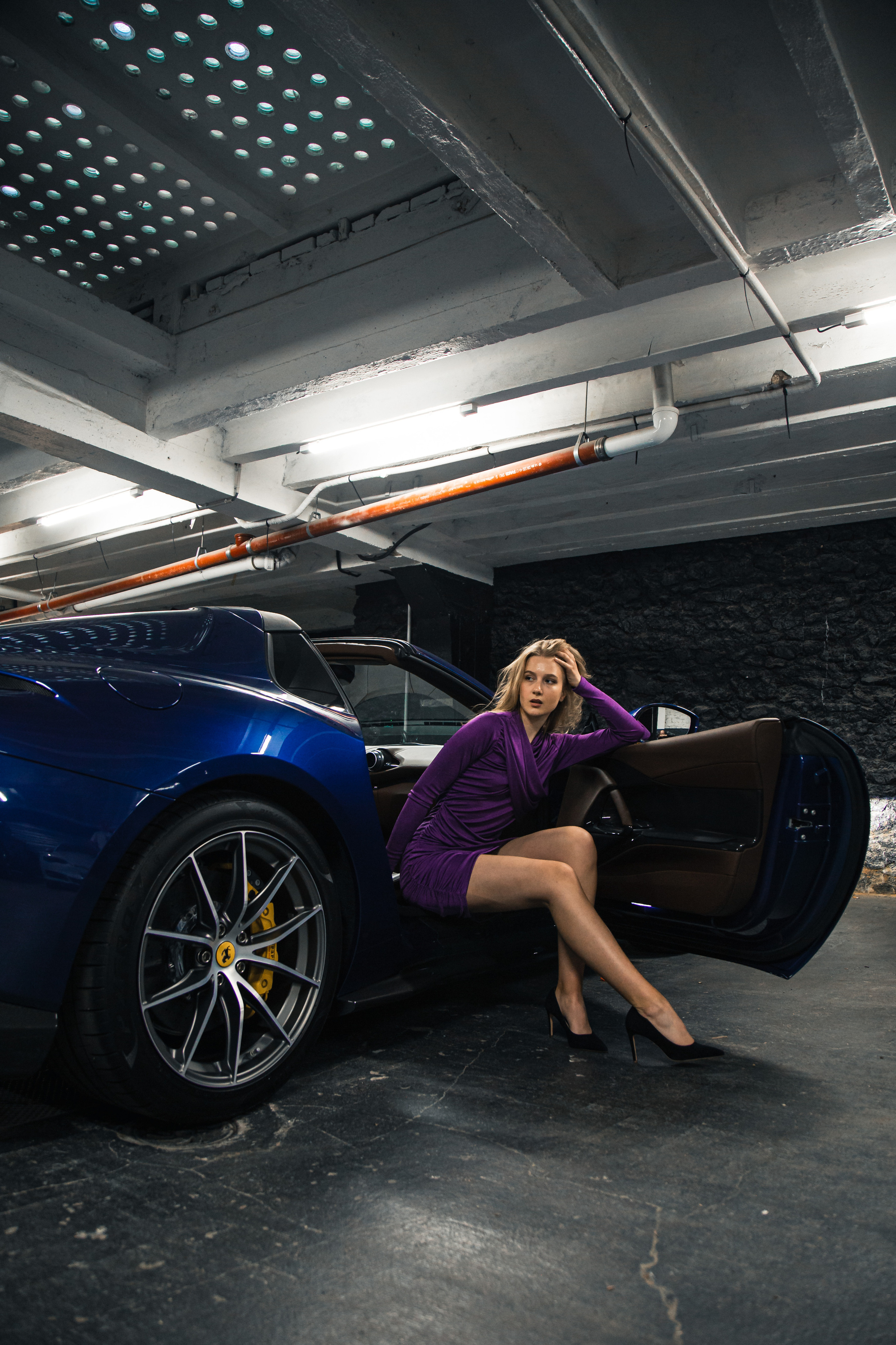 Anna x Ferrari 812. Photographer in Paris — Vitalii Motruk