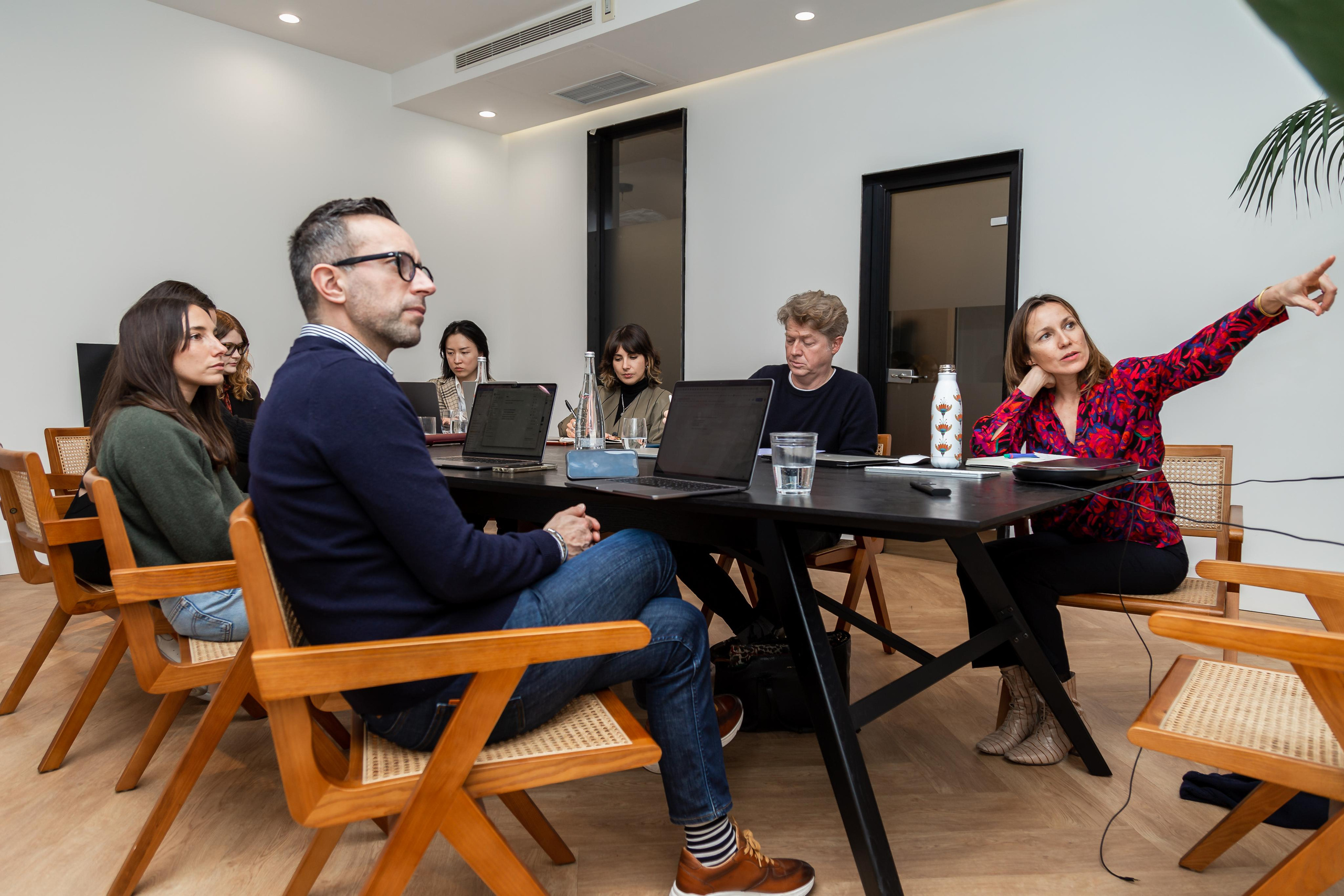 Office. Photographer in Paris — Vitalii Motruk