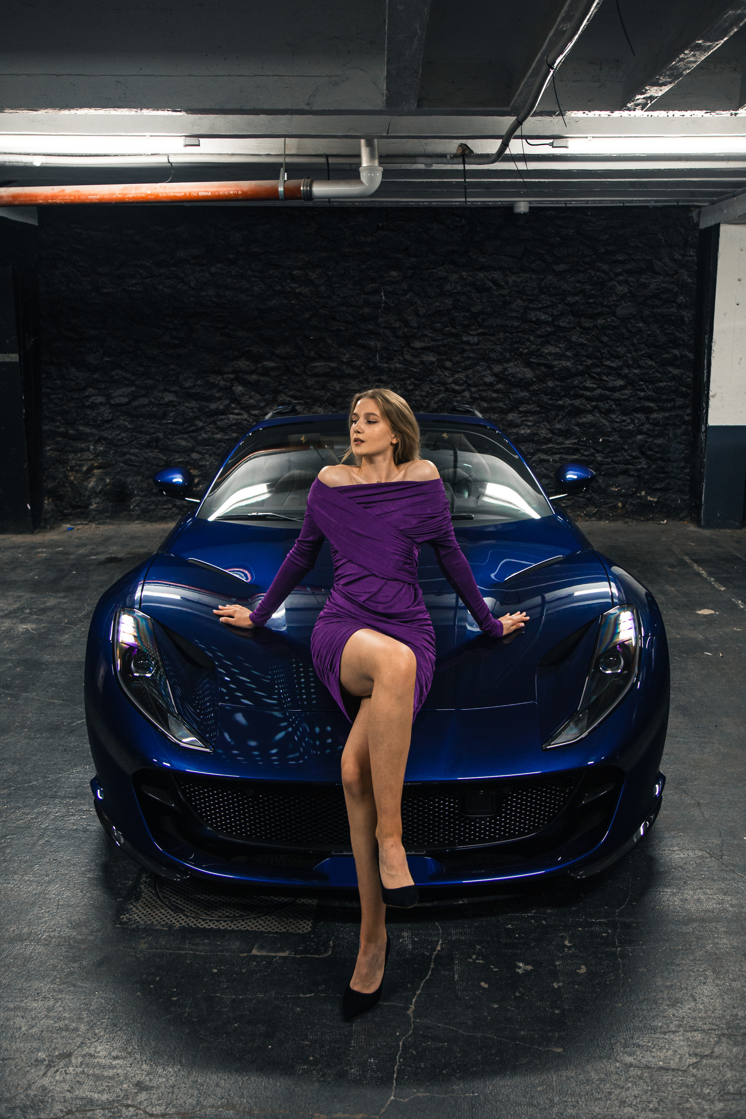 Anna x Ferrari 812. Photographer in Paris — Vitalii Motruk