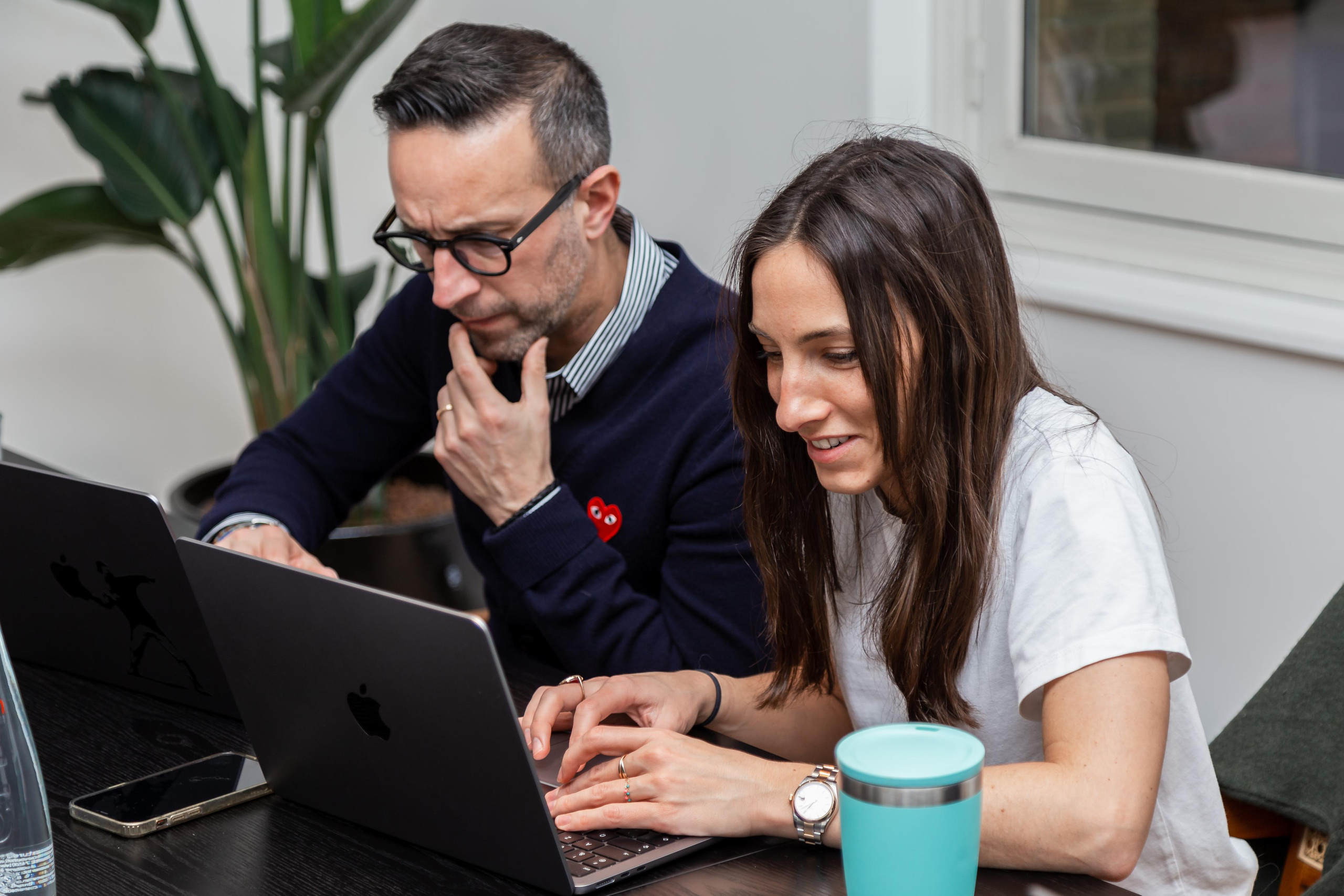 Office. Photographer in Paris — Vitalii Motruk