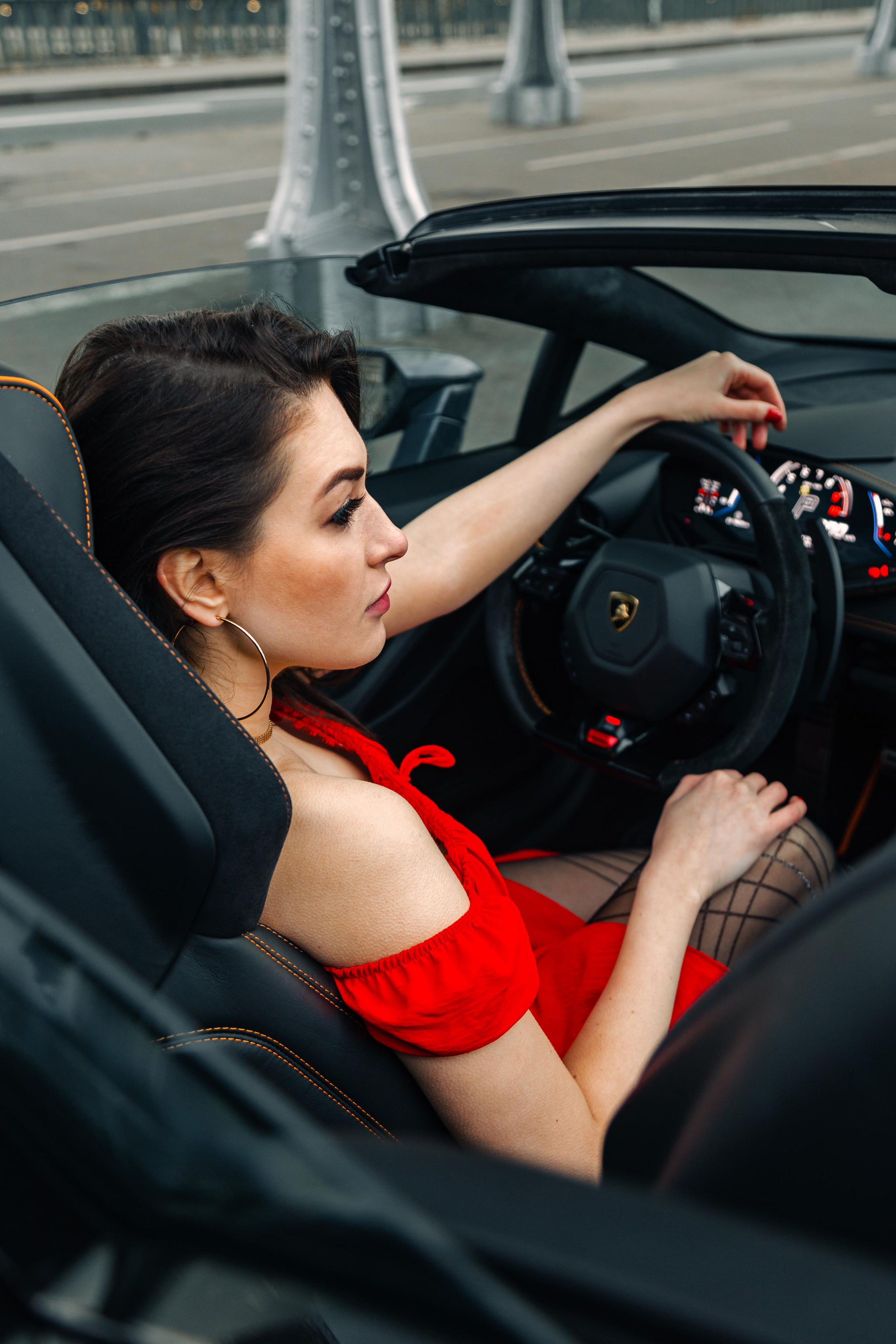 Nataliia x Lamborghini Huracan. Photographer in Paris — Vitalii Motruk