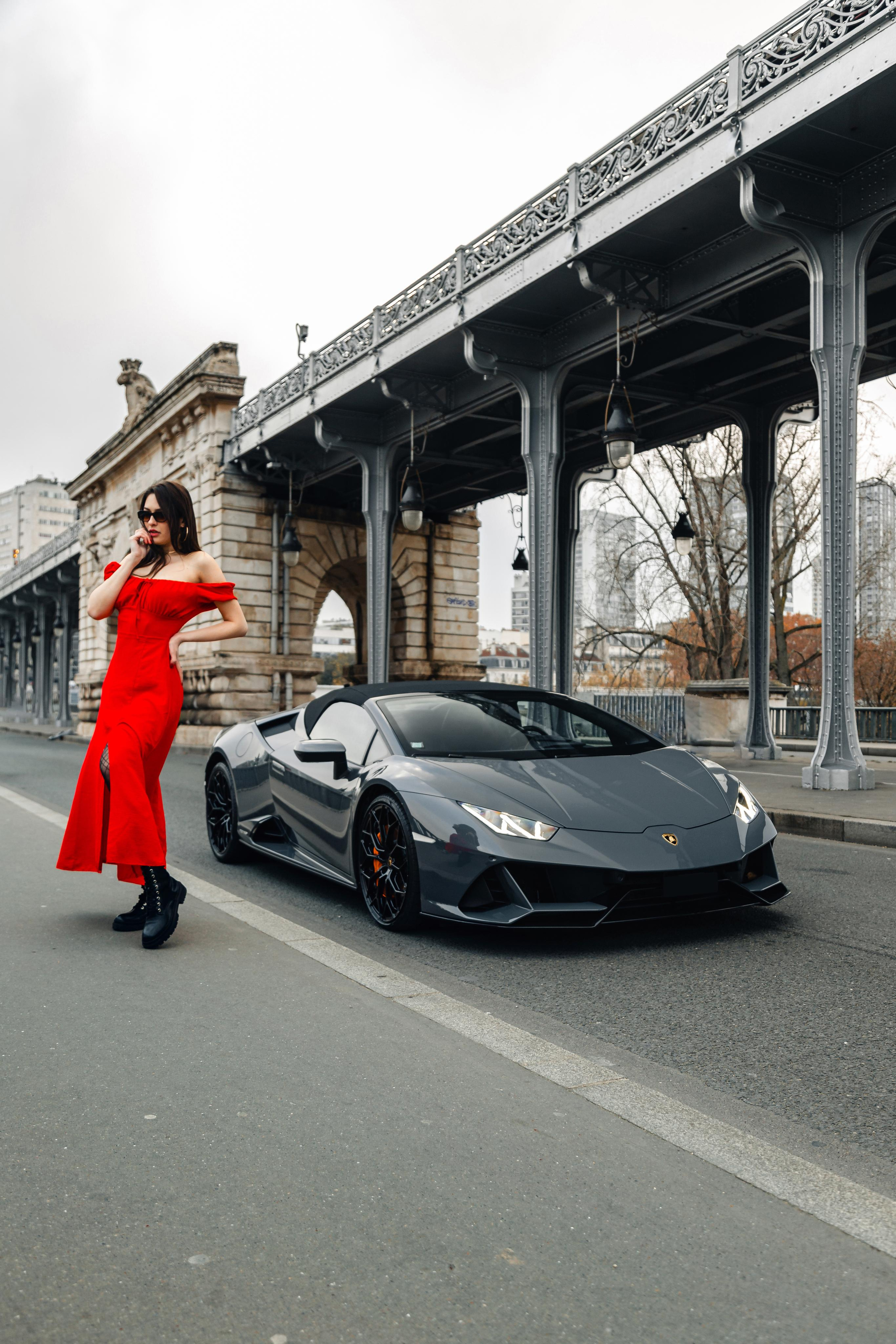 Nataliia x Lamborghini Huracan. Photographer in Paris — Vitalii Motruk