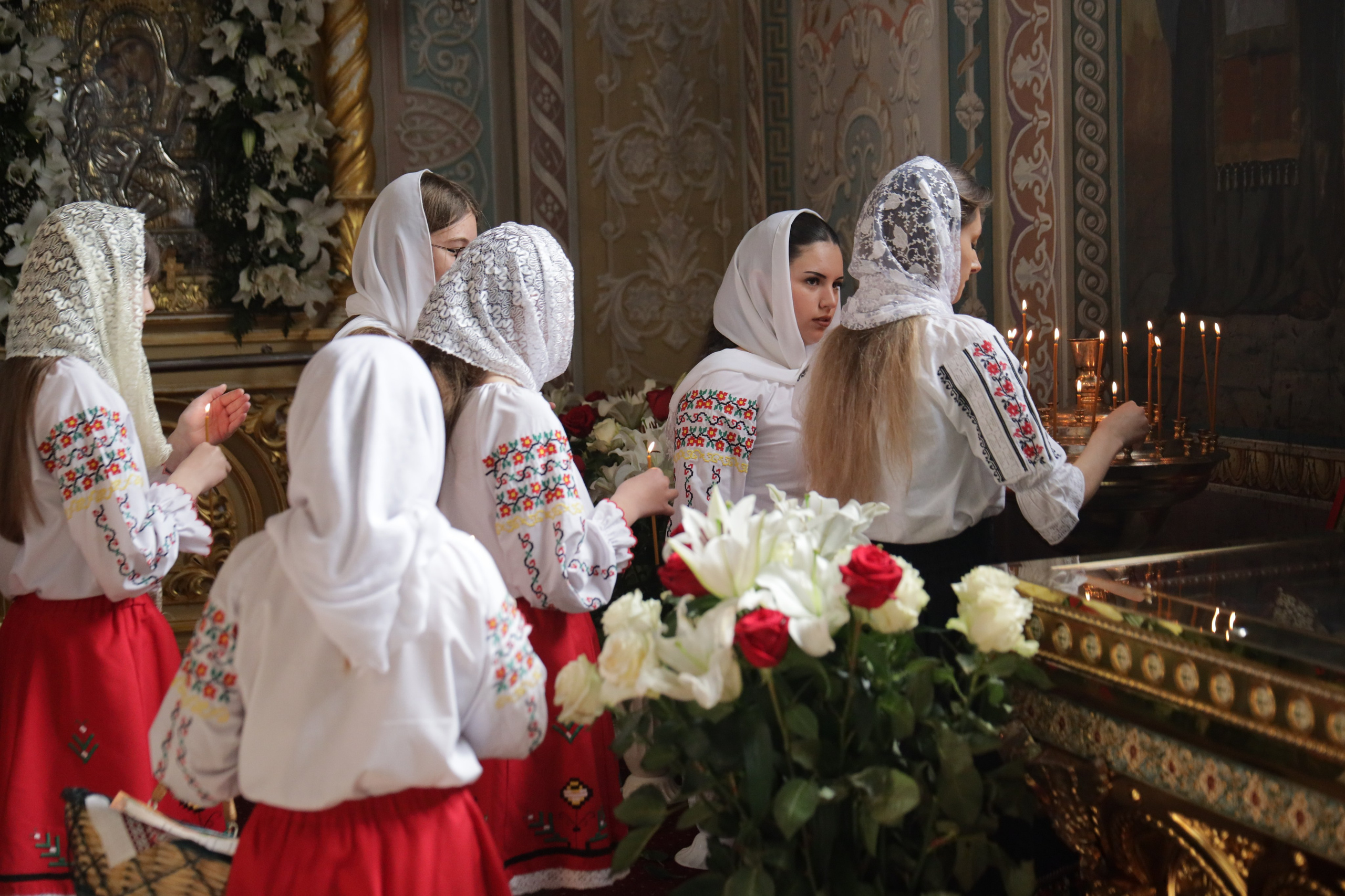 Cântările Învierii-Tradiție și Lumină. Alika Dia- Fotograf în Republica Moldova, Strășeni