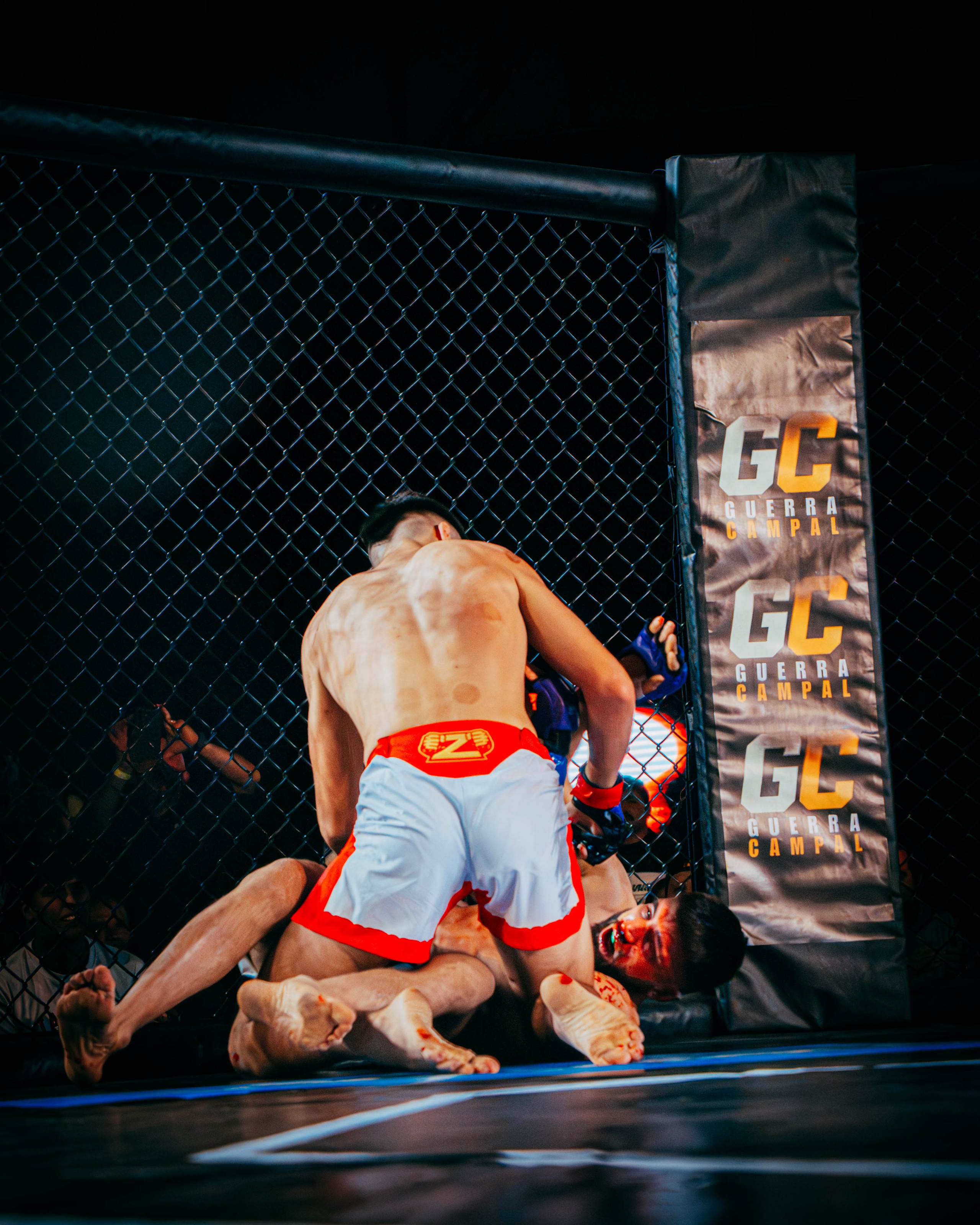 GUERRA CAMPAL. DEYA BELTRAN Maquilladora, fotógrafa y vídeos