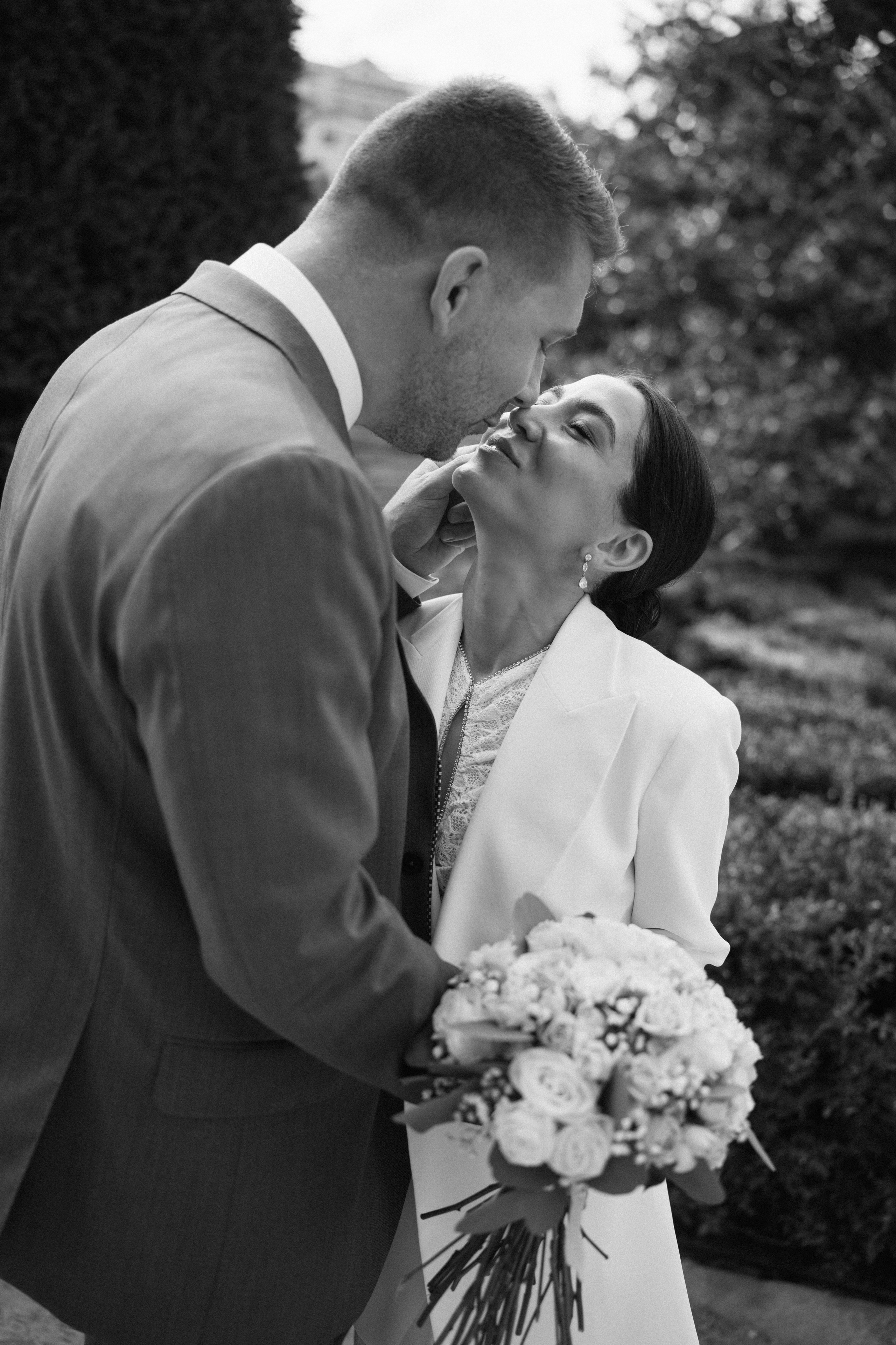 Elopement photoshoot in Madrid city centre. Fotógrafo en Madrid, España. Alyona Belyaninova
