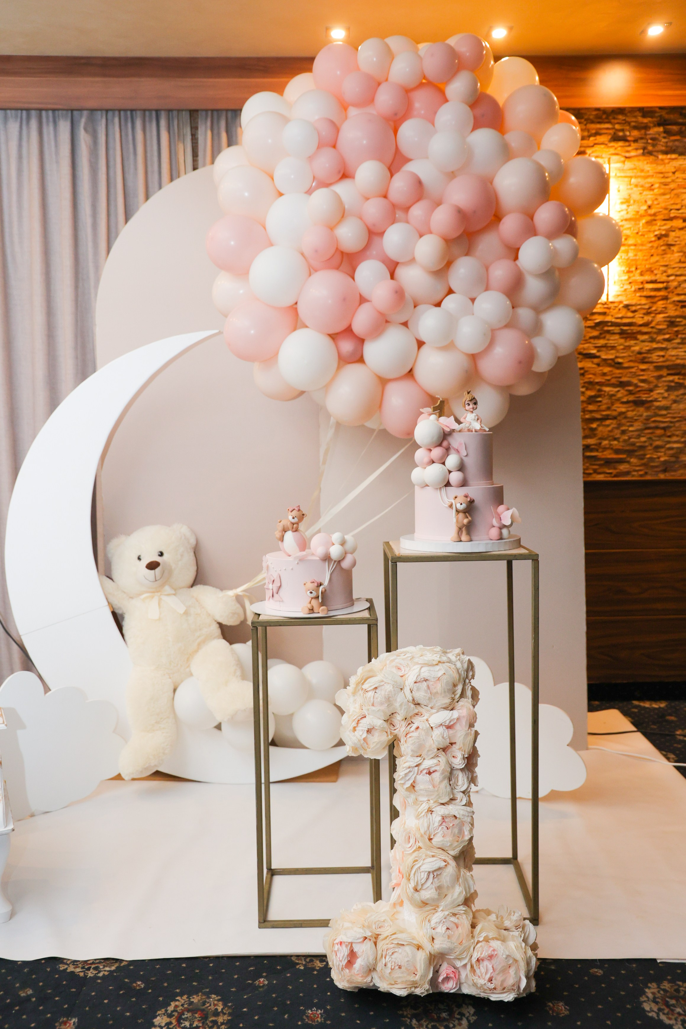 Emili. Vlada toskic wedding and event photographer