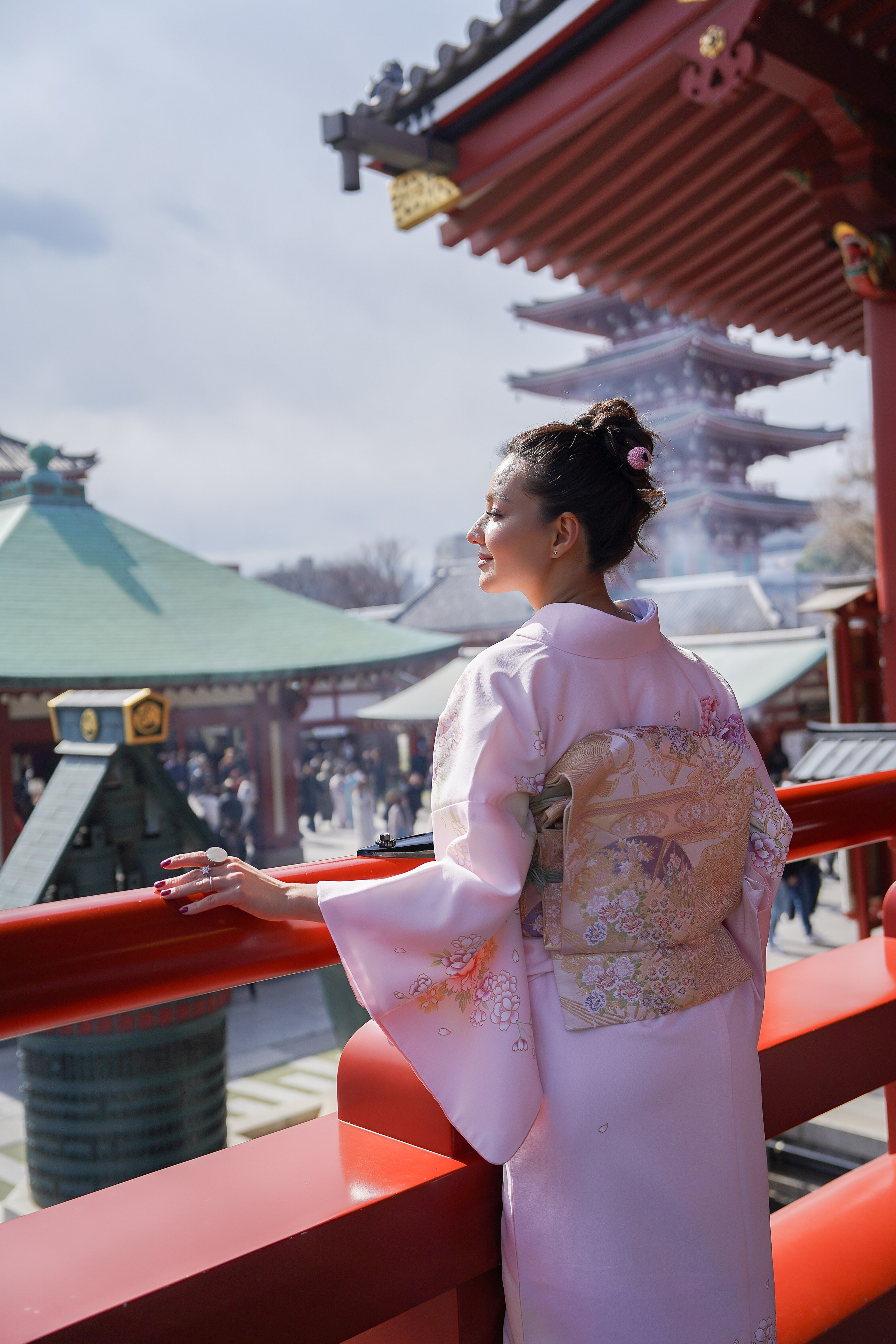 Khusnora. Фотограф в Токио Япония