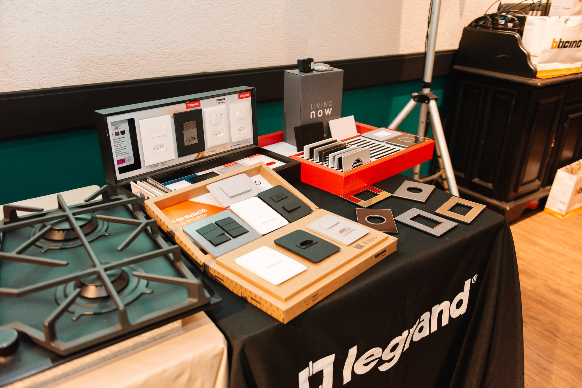 Café + Conteúdo | Casa Pinezi. 78 Imagens