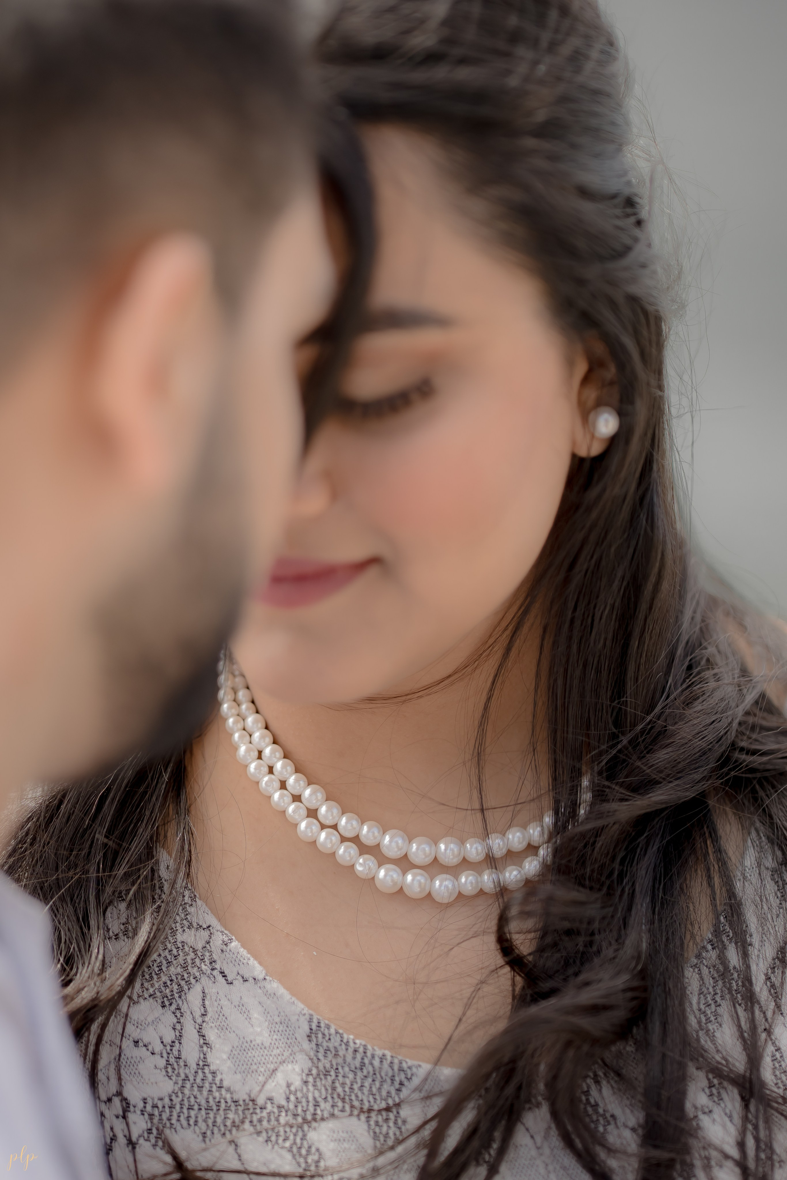 Dhairya and Krupali. Wedding Photographers and Filmmakers