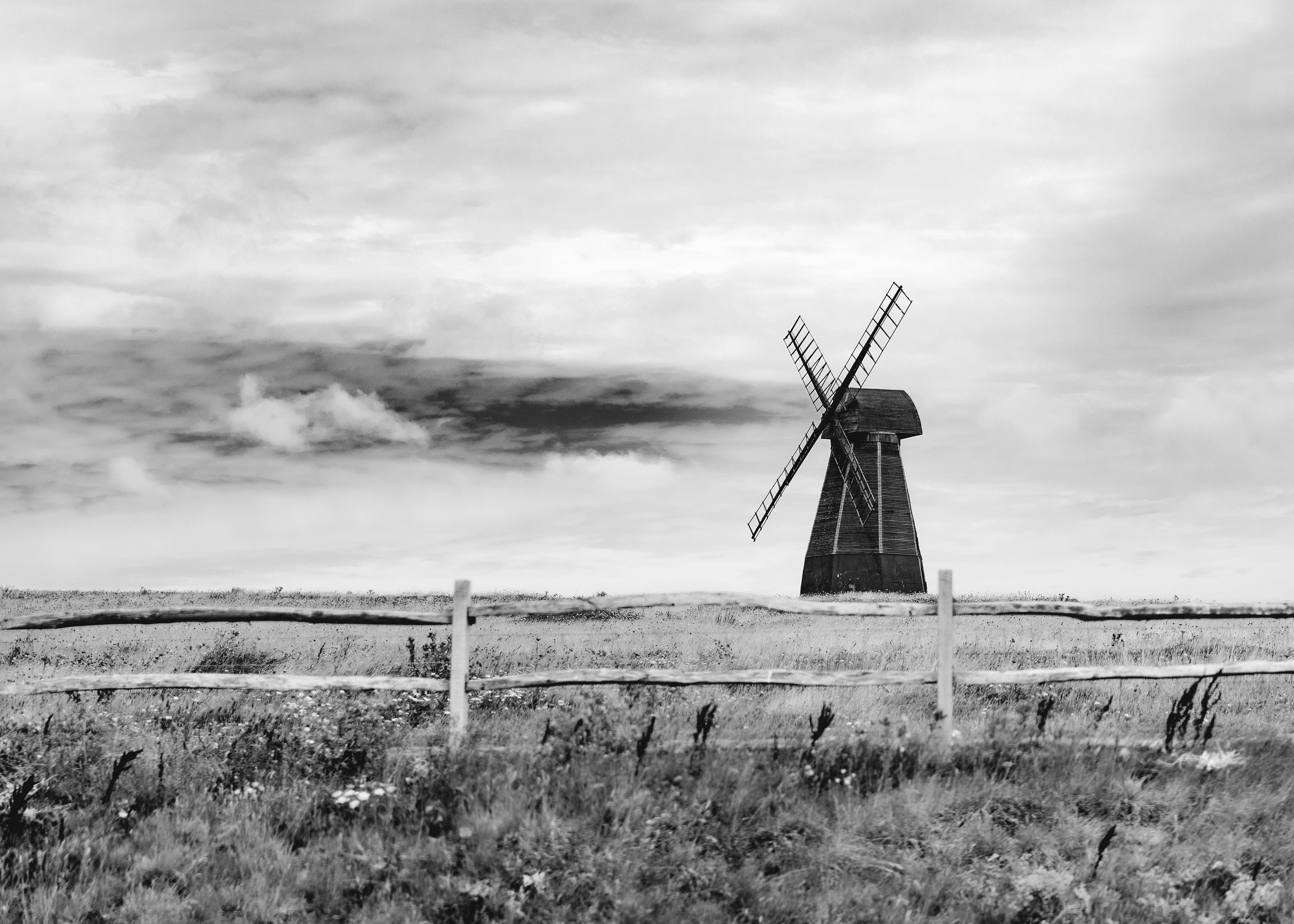 B&W. Timeless Wedding & Event Photography — based London, working across Europe