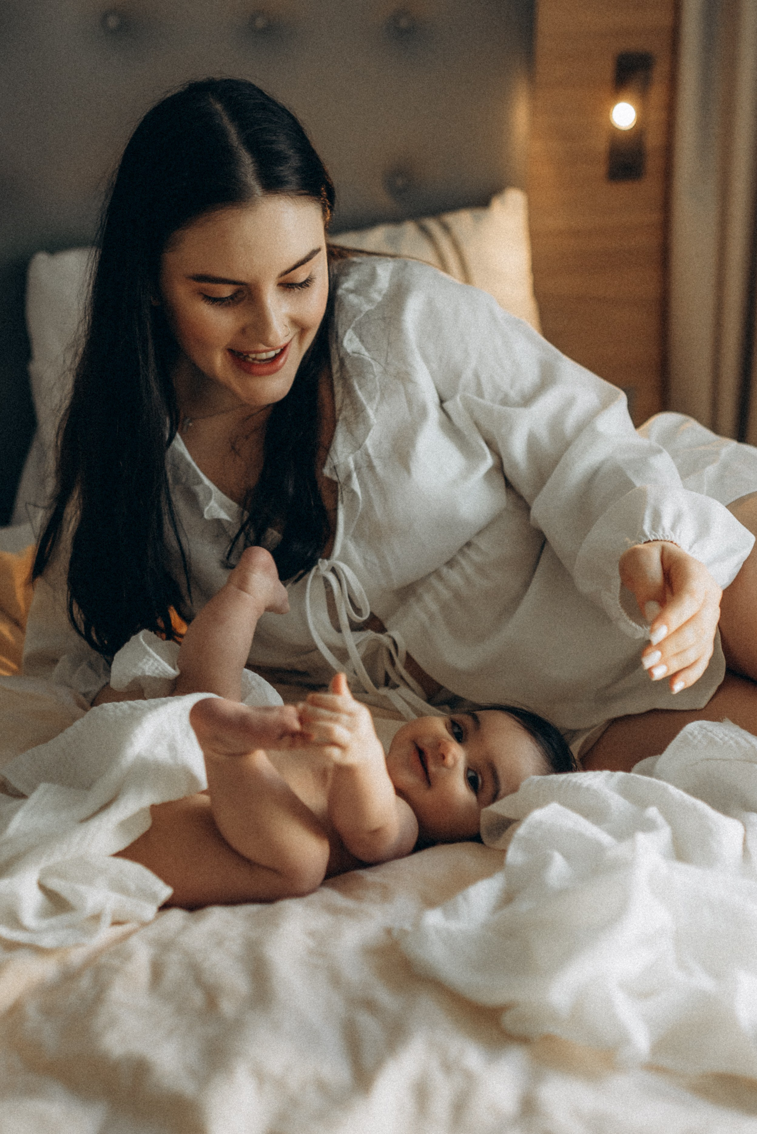 СЬЕМКА МАТЕРИНСТВА. Сімейний фотограф Лейпциг, Німеччина