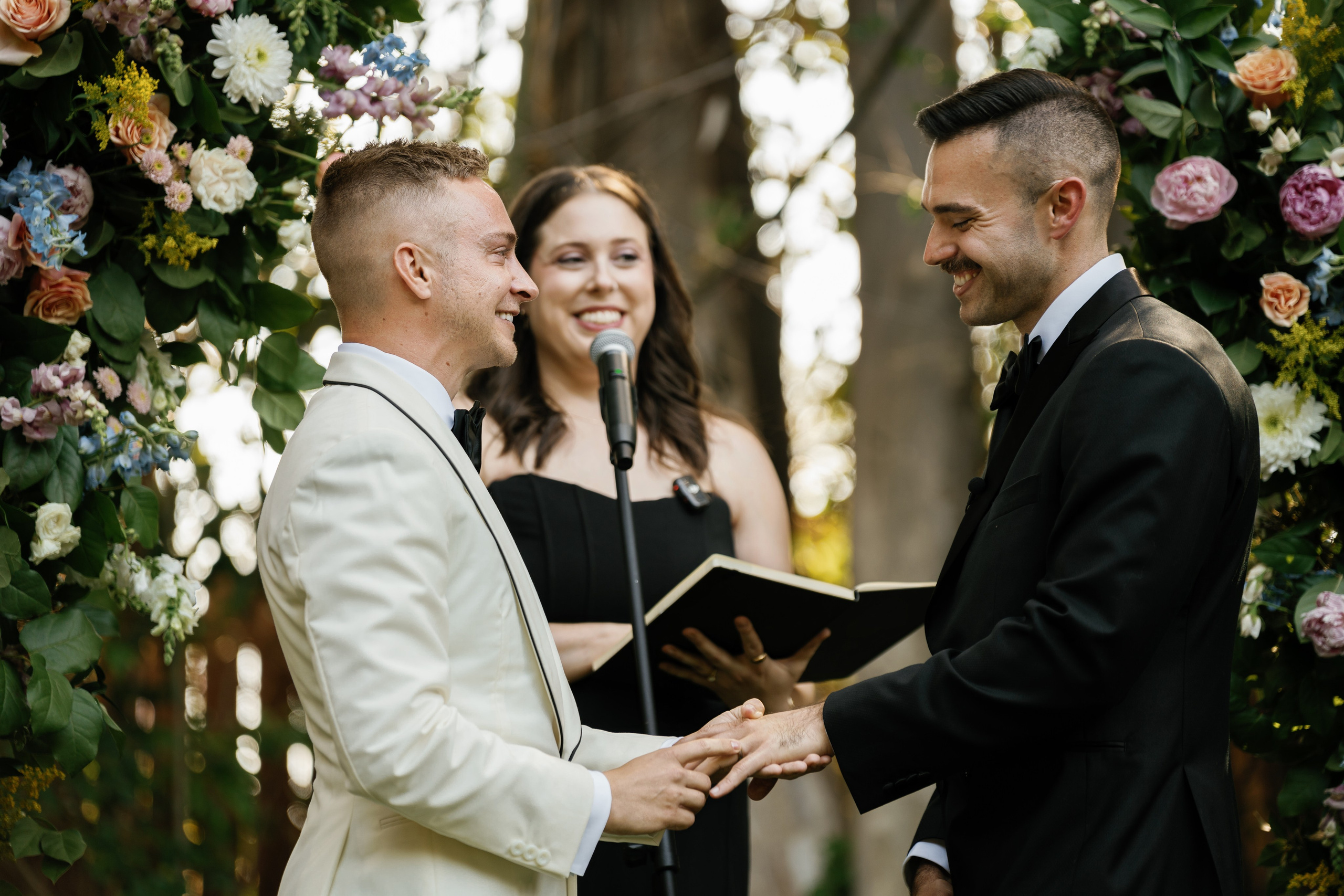 LGBT wedding photographer in California. Wedding Photography & Videography Team in California, Los Angeles, San Francisco, San Diego and Travel