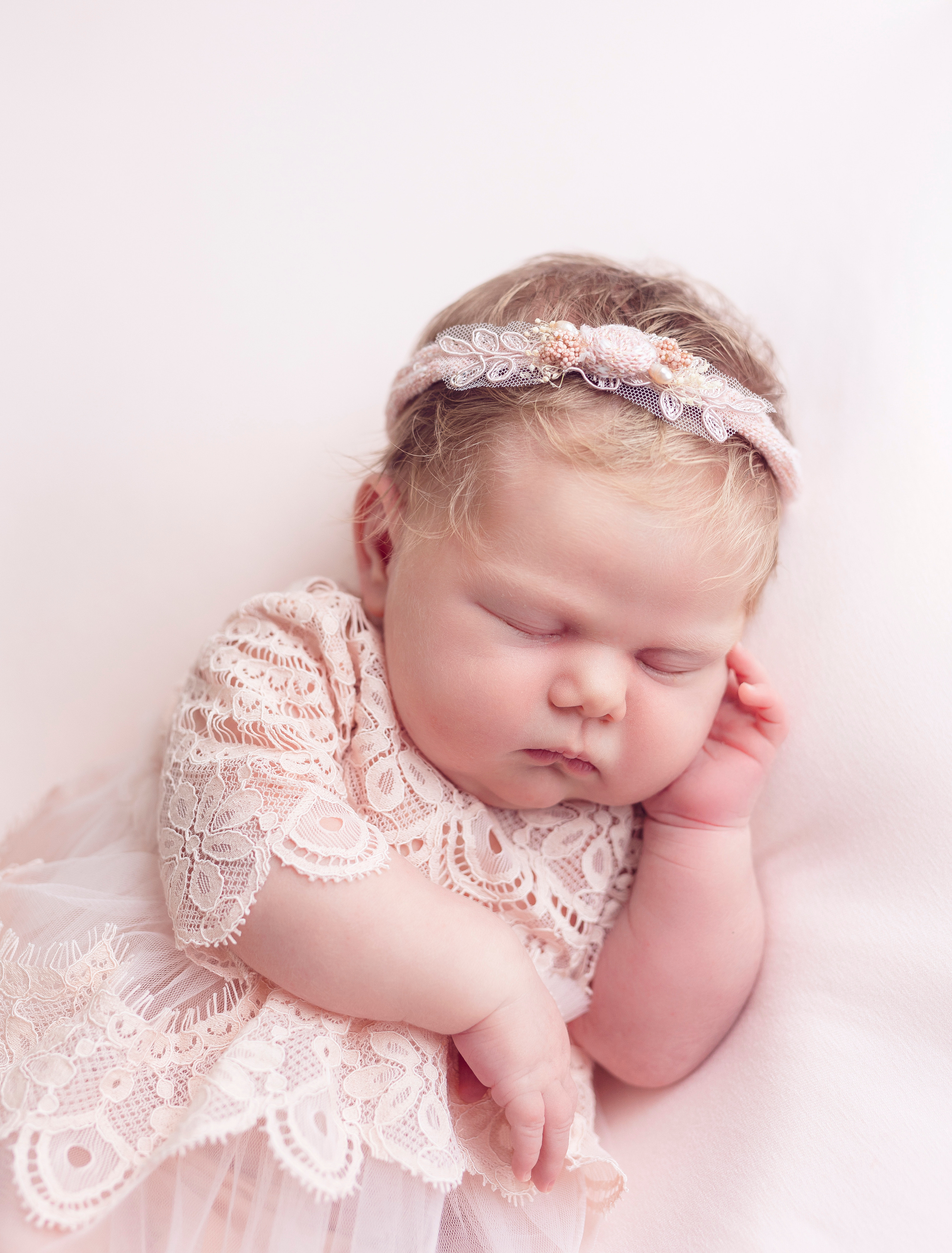 Fotostudio newborn shoot met poses