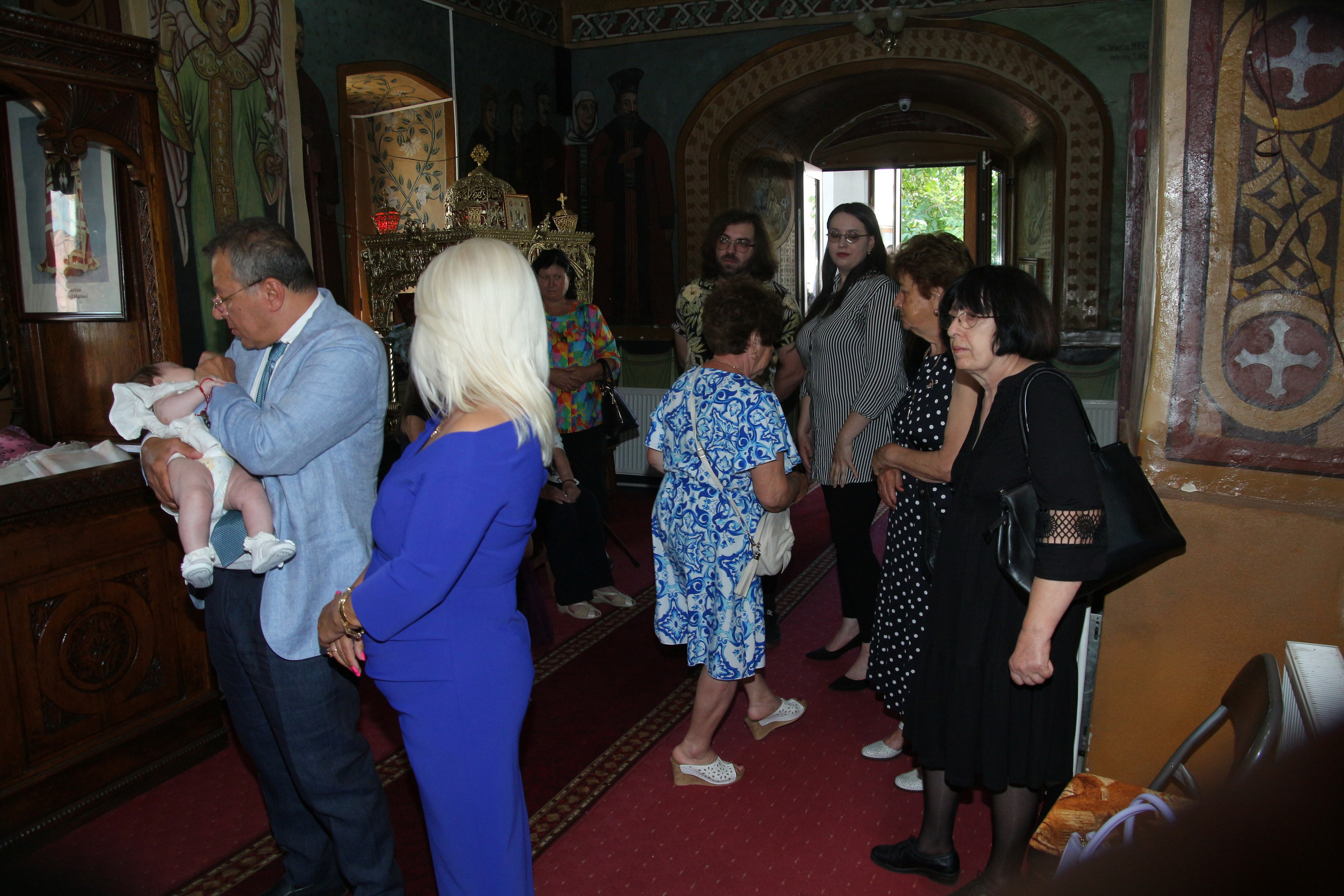 BYZO MEDIA. PETRU BYZO - family and children photographer in ROMANIA