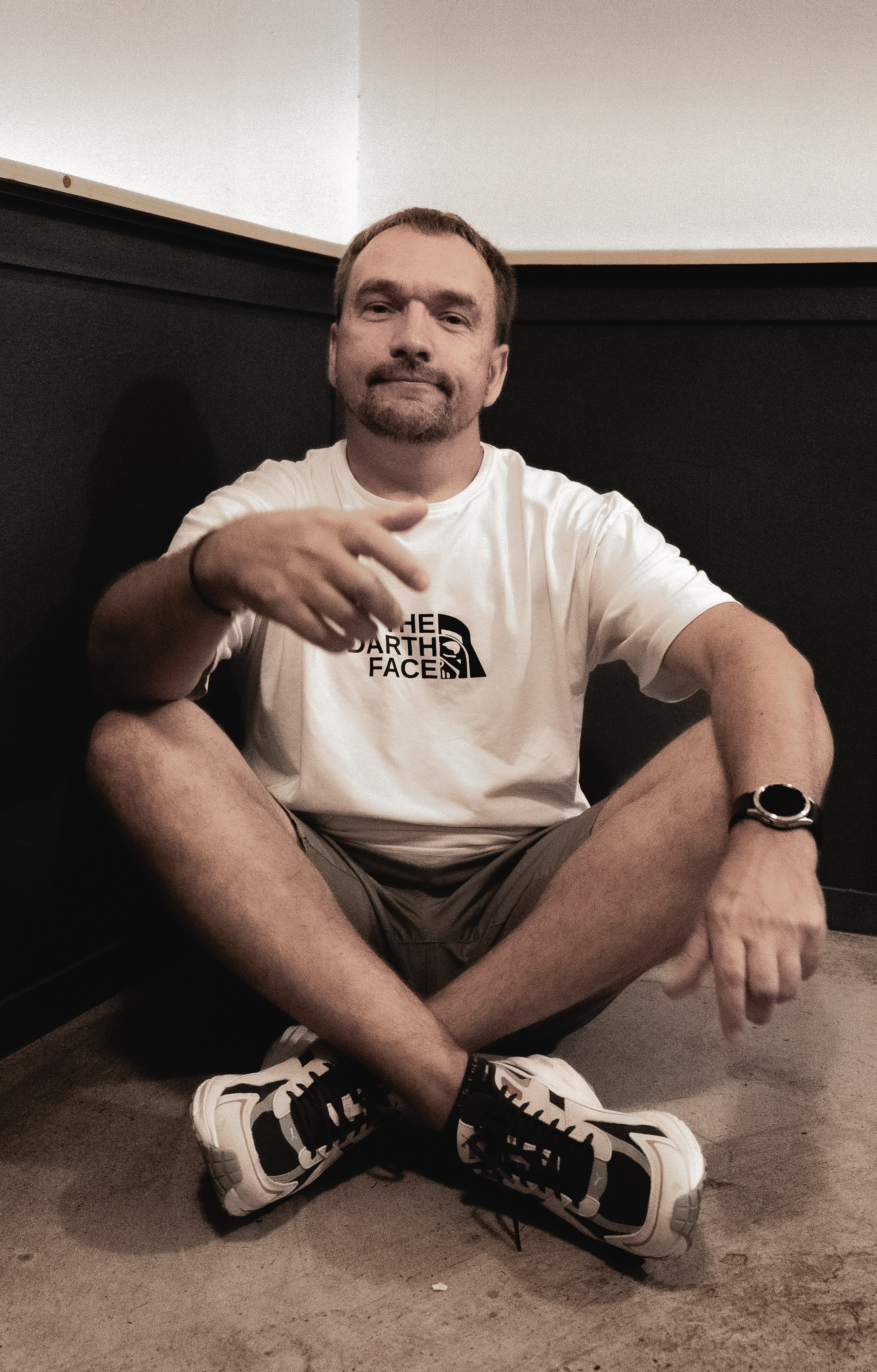 ANDREI. UNRATED PHOTO