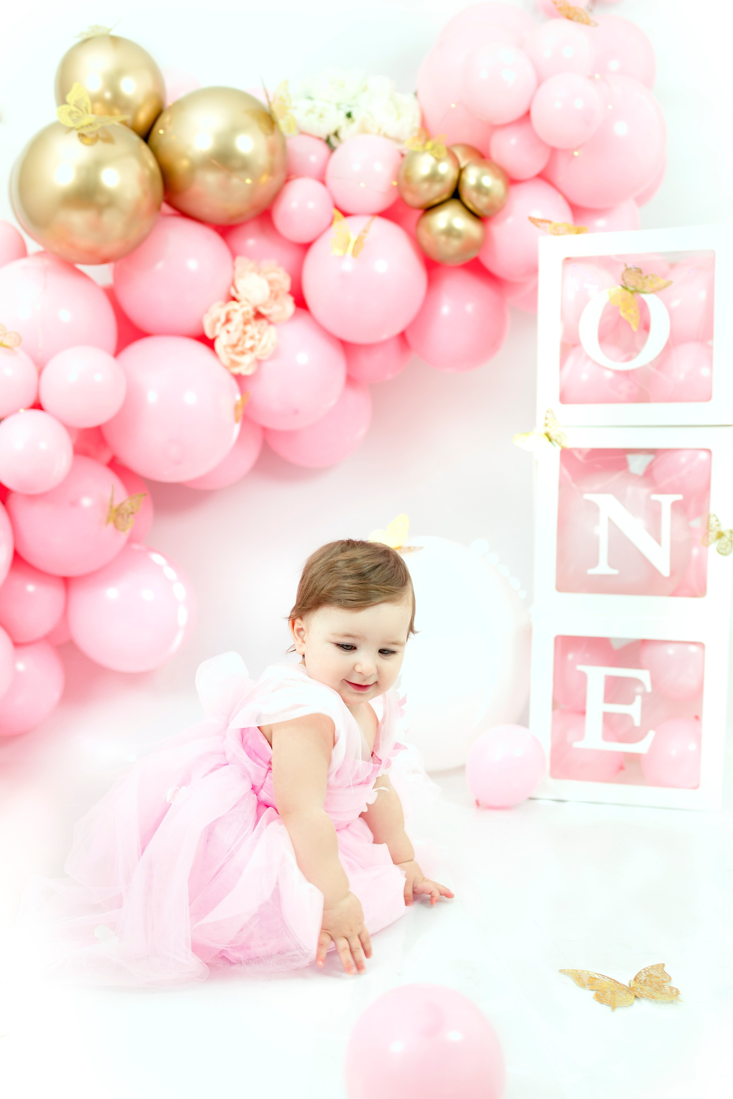 Smash cake. Anaeliseevaphoto.com