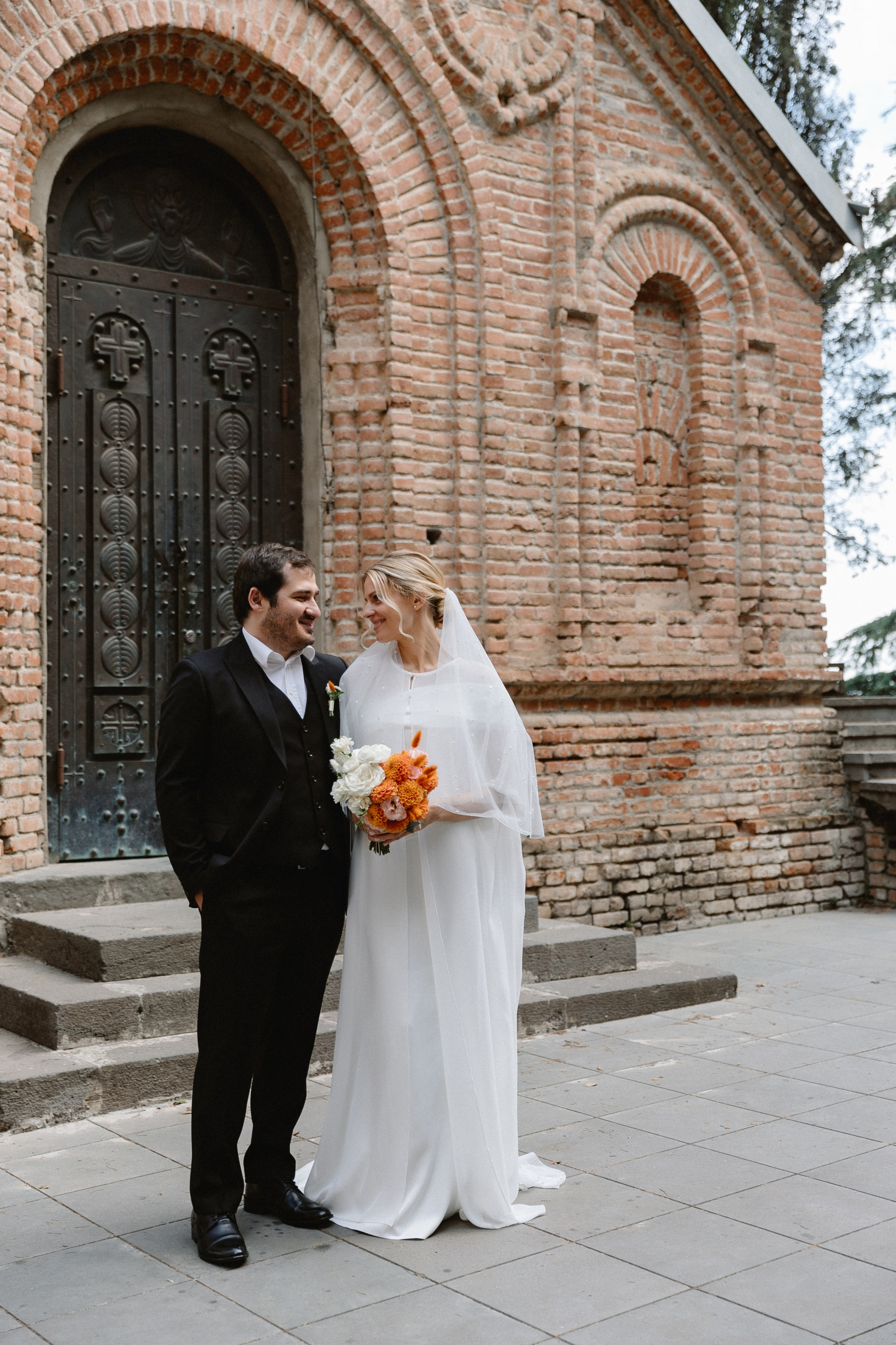 Alexandra & Koba. Photographer Anna Nazarenko