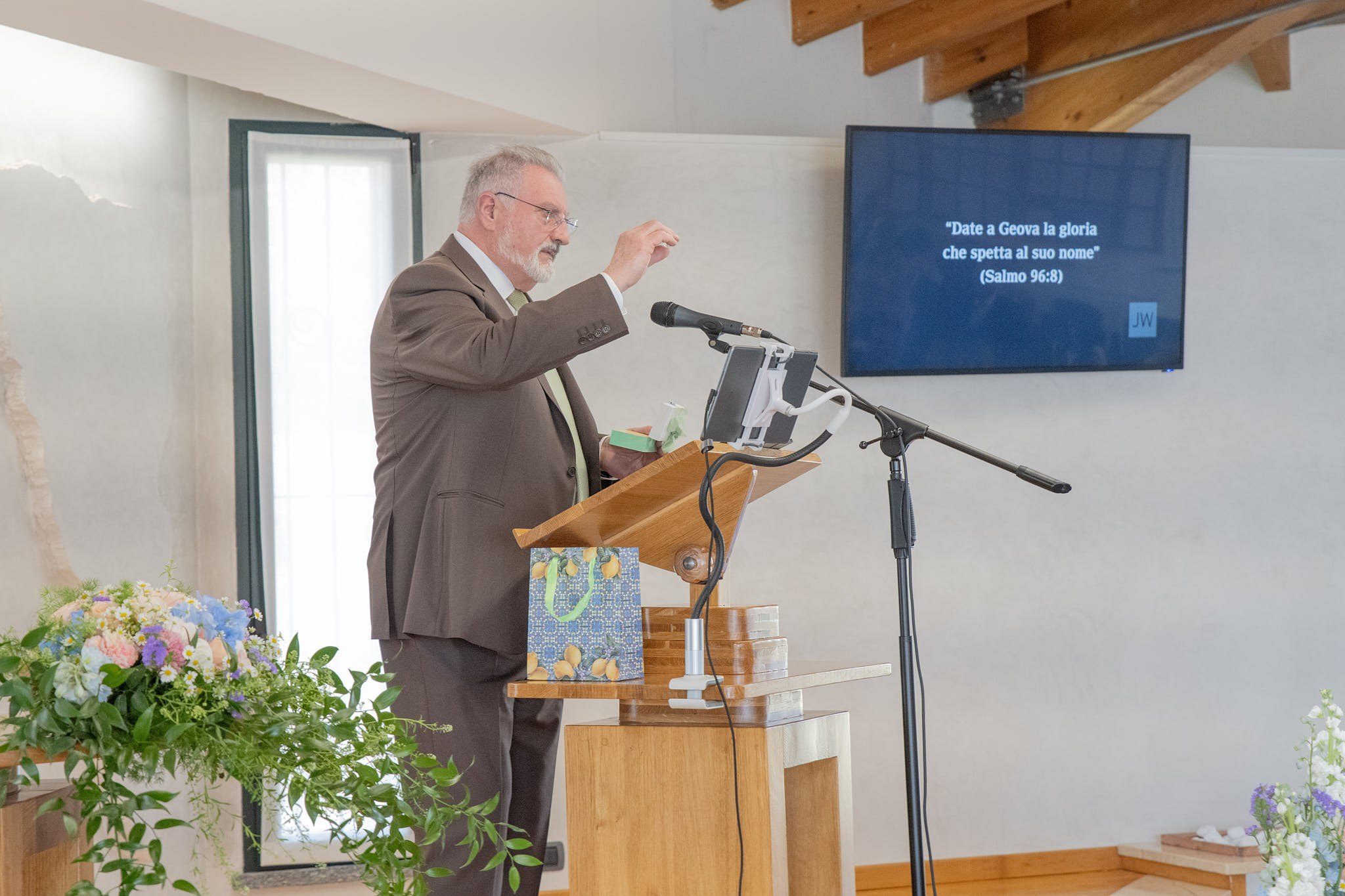 Angelo & Claudia. Fotografo matrimonio Lago di Como Ferrari Media Production