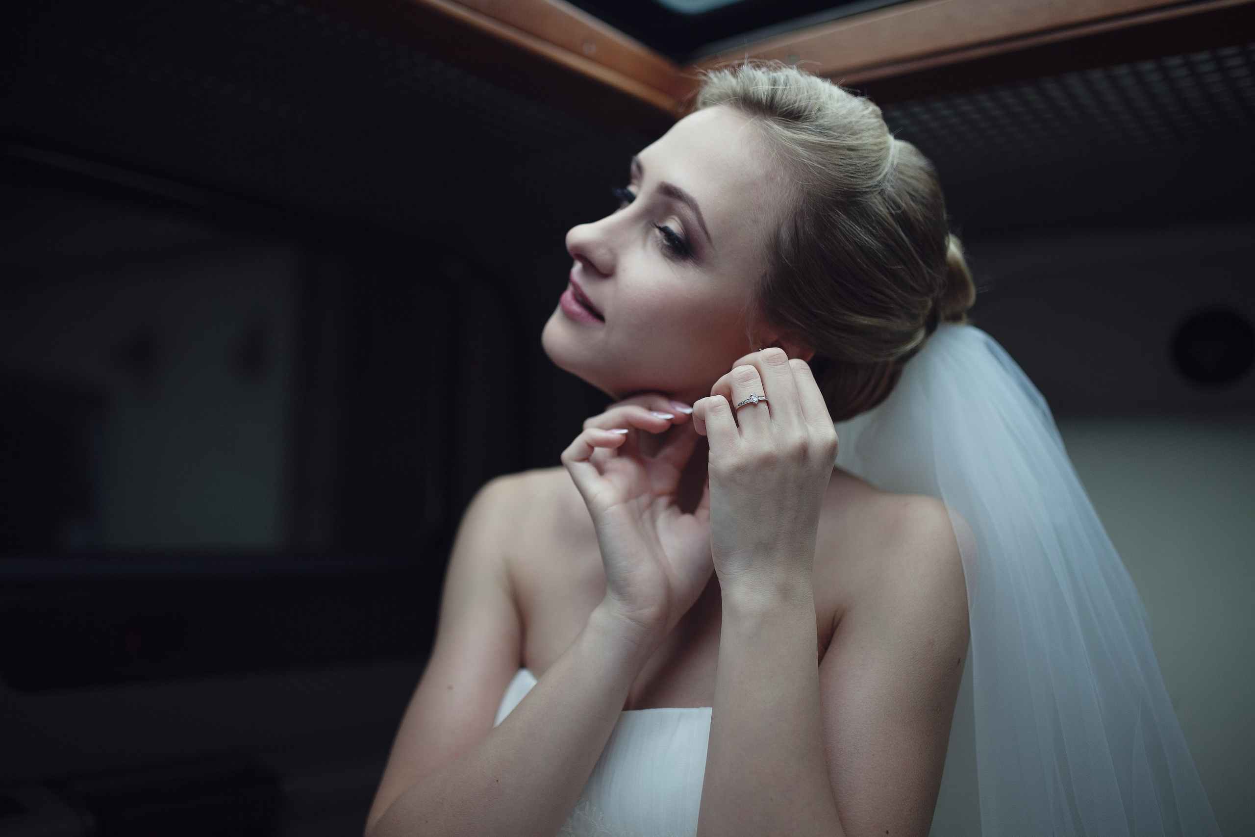 Robert & Andriana, Lviv. Denny Savon — Photographer in Santorini | Weddings, Love Stories & Flying Dress