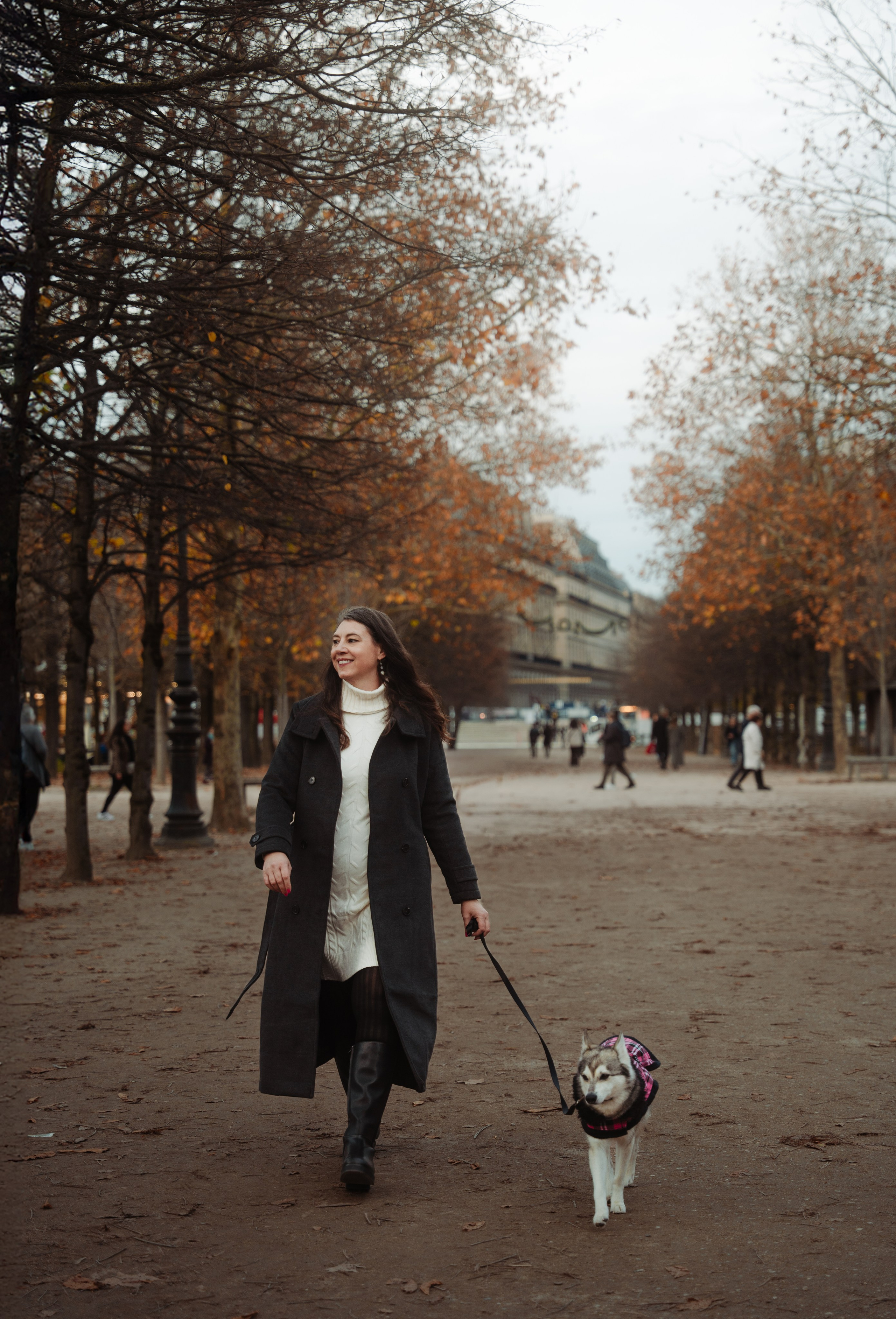 Regina & Luna in Paris. Paris photographer — Polina Osipova