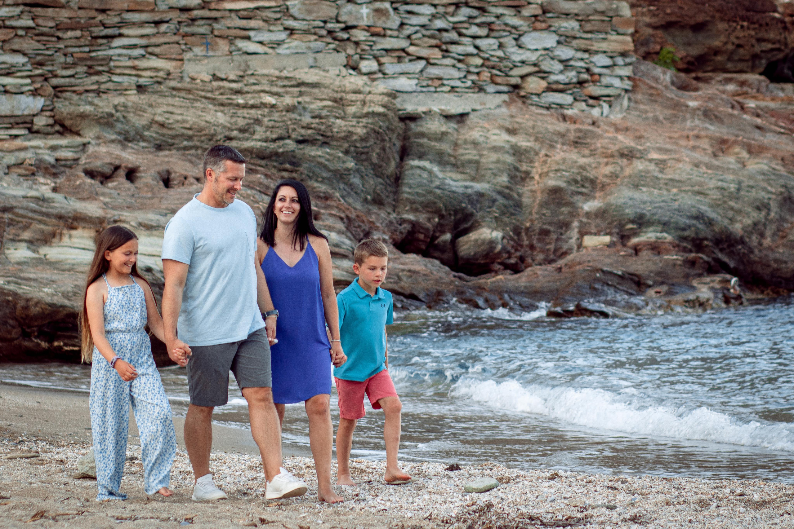 Kea Island. Family Photographer in Greece