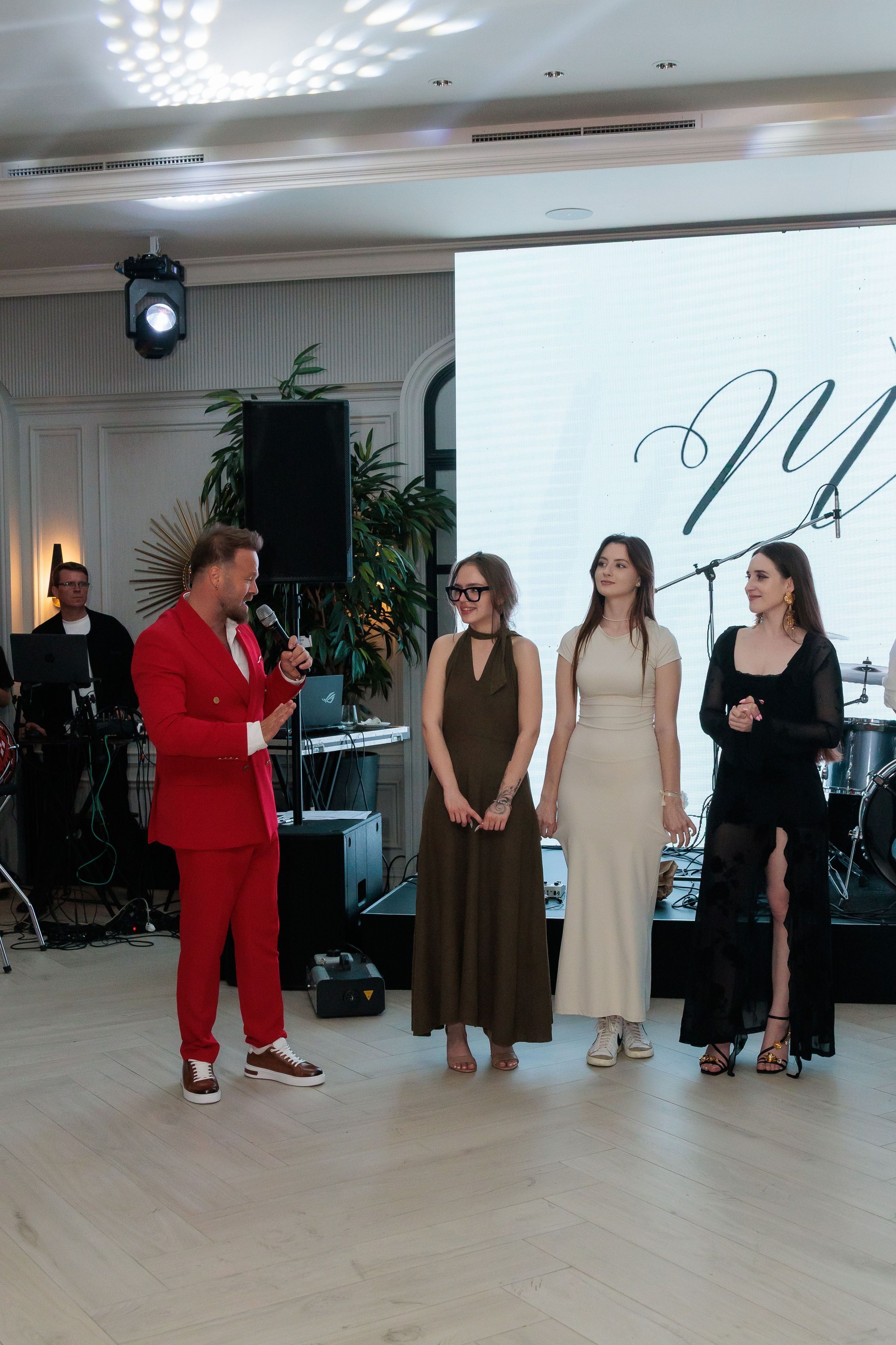 Mark si Eva, Servicii foto video la cununie si Nunta in Chisinau, Венчание и Свадьба Марка и Евы в Кишиневе, фото и видео услуги