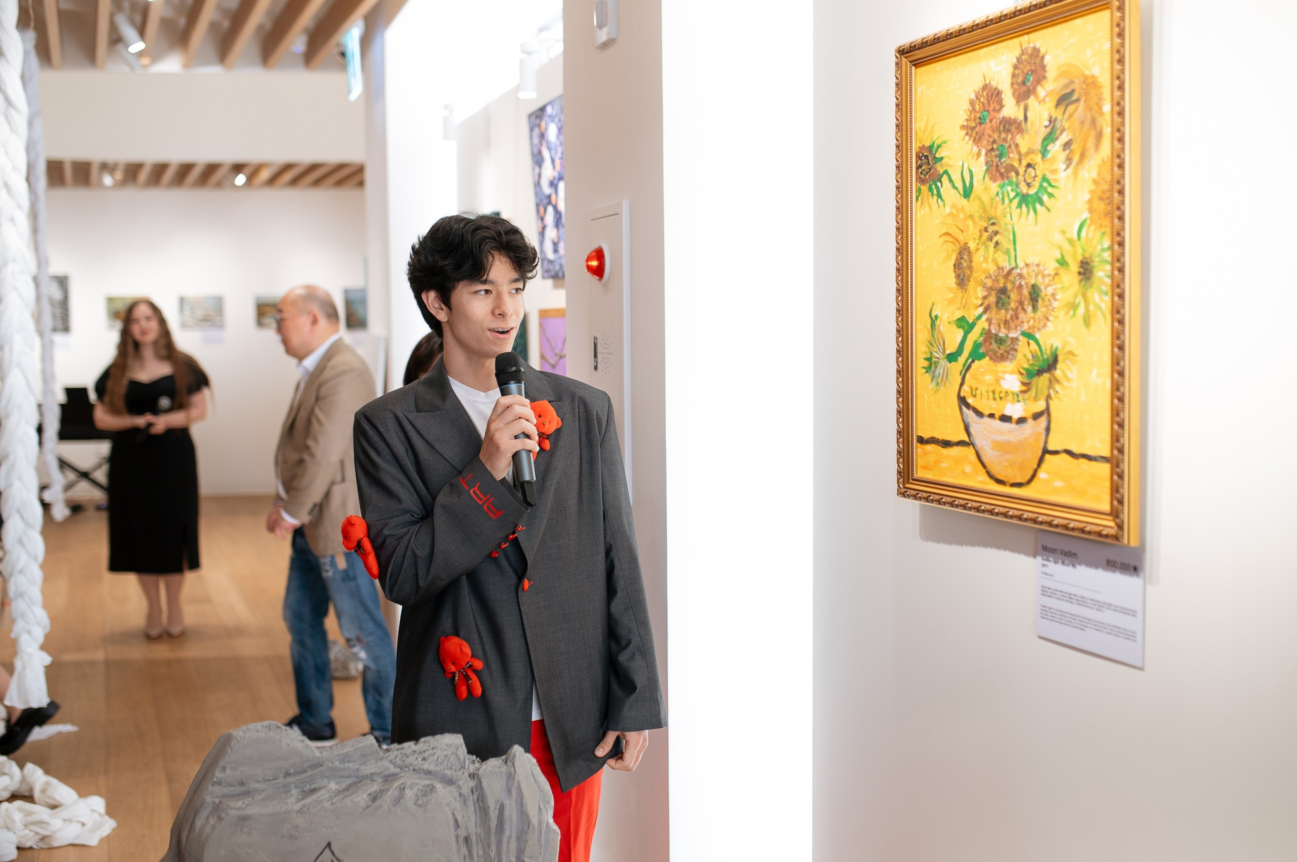 Abracadabra art exhibition. Студия декора «Нарния»