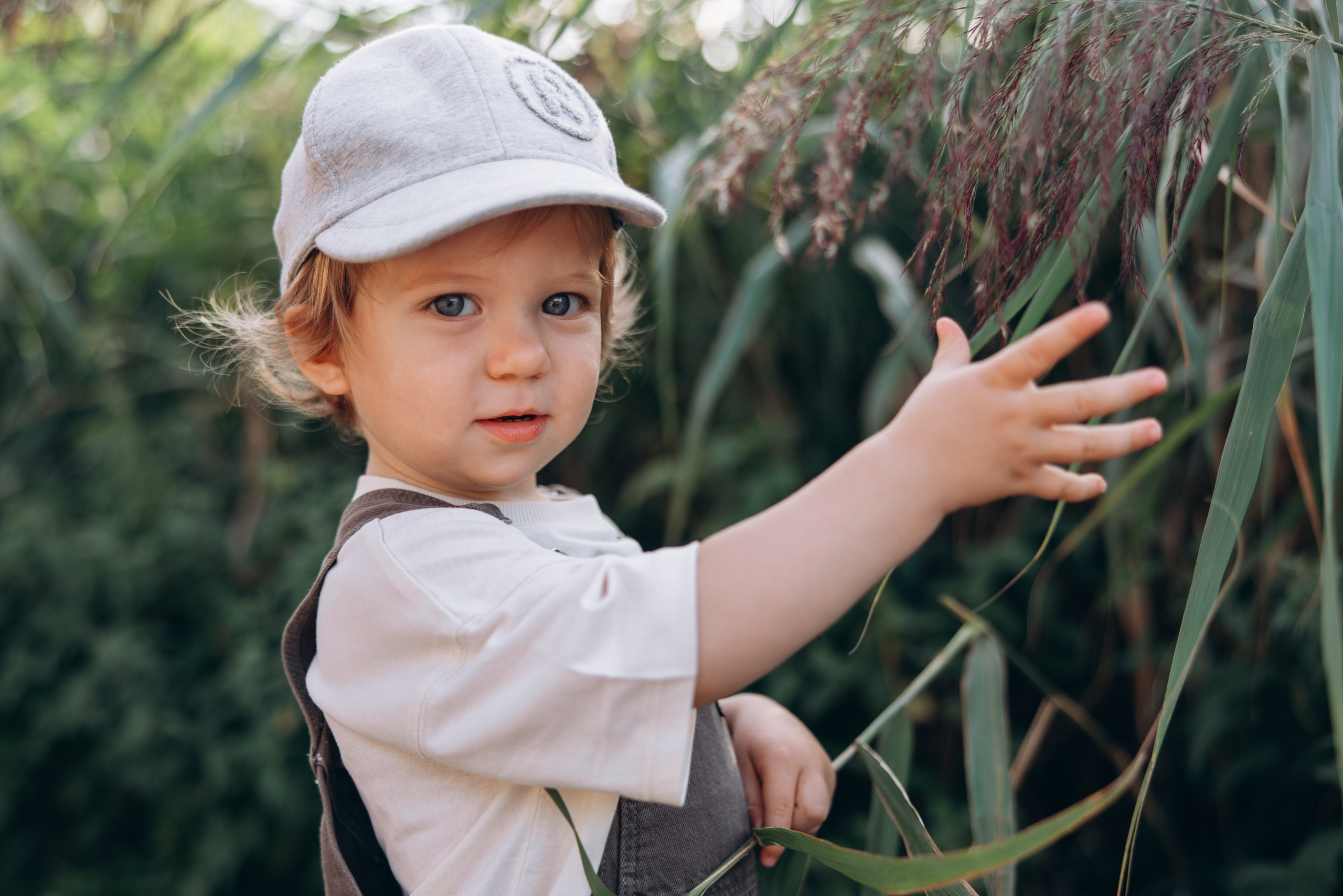 Maksim with parents (Queen Elizabeth Olympic park). Anastasia Klink, Photographer in London