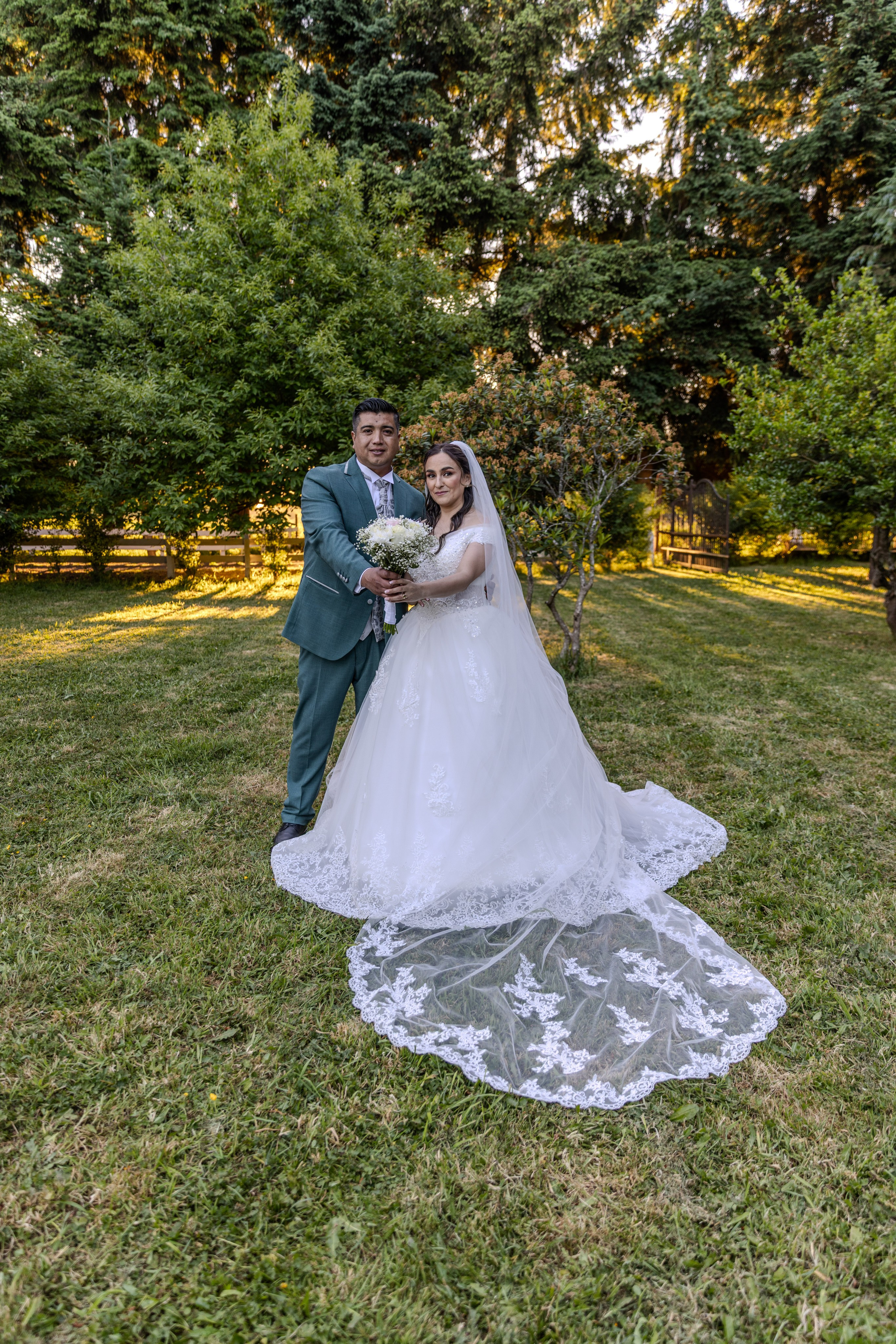 Elizabeth & Luis. Dinka & Emilio - El arte de preservar lo que no se repite