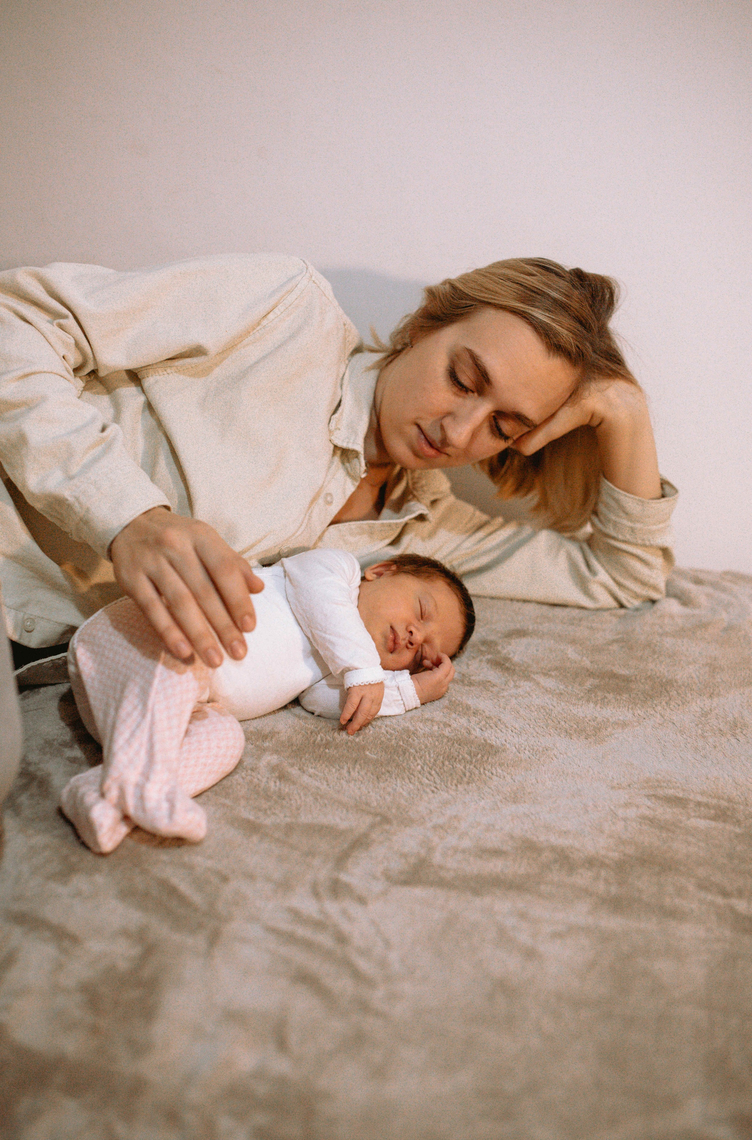 HOME PHOTOSESSION NEWBORN. Https://shi-photo.com/