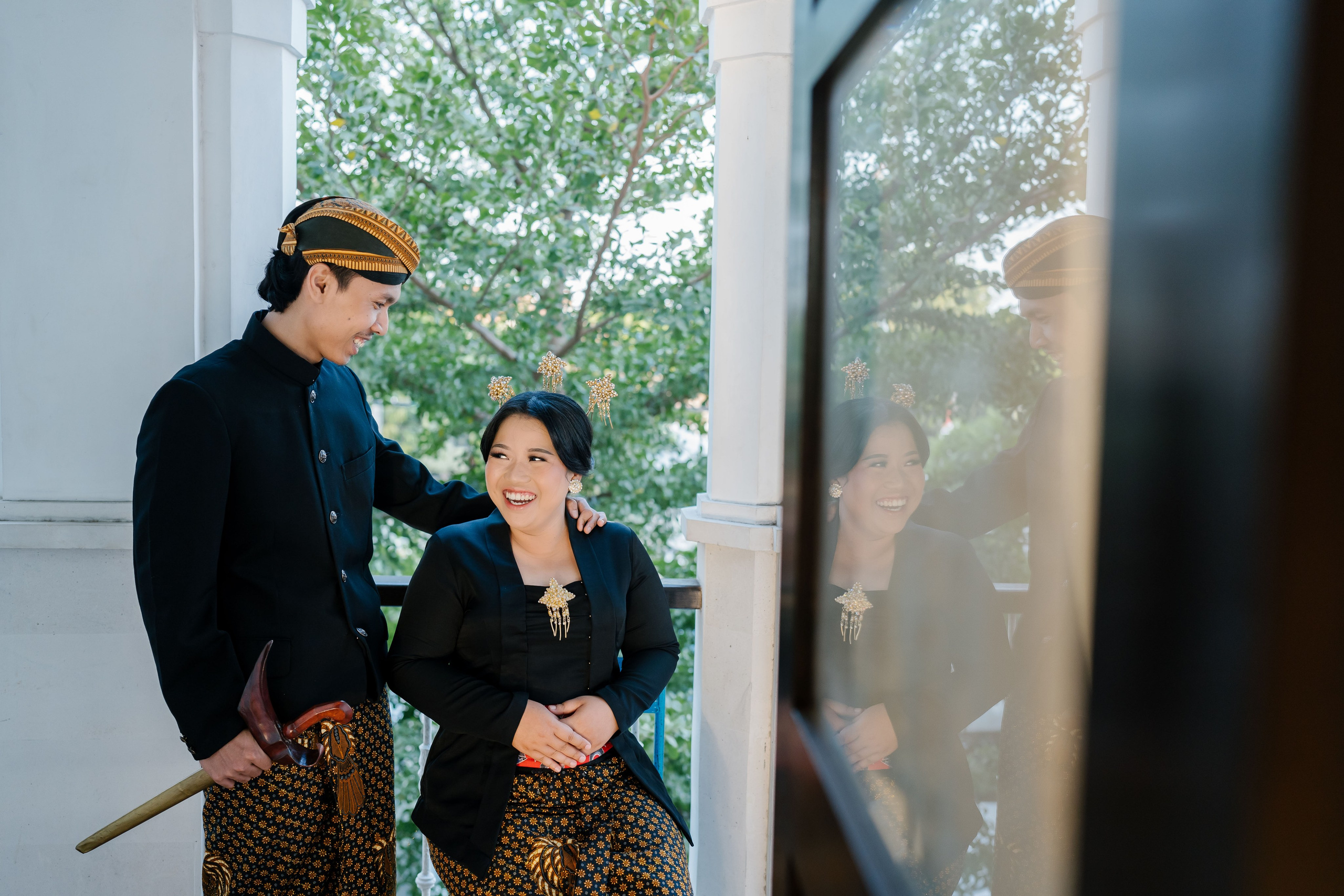 Prewedding Photo Shoot with Javanese style. Female Photographer in Bali
