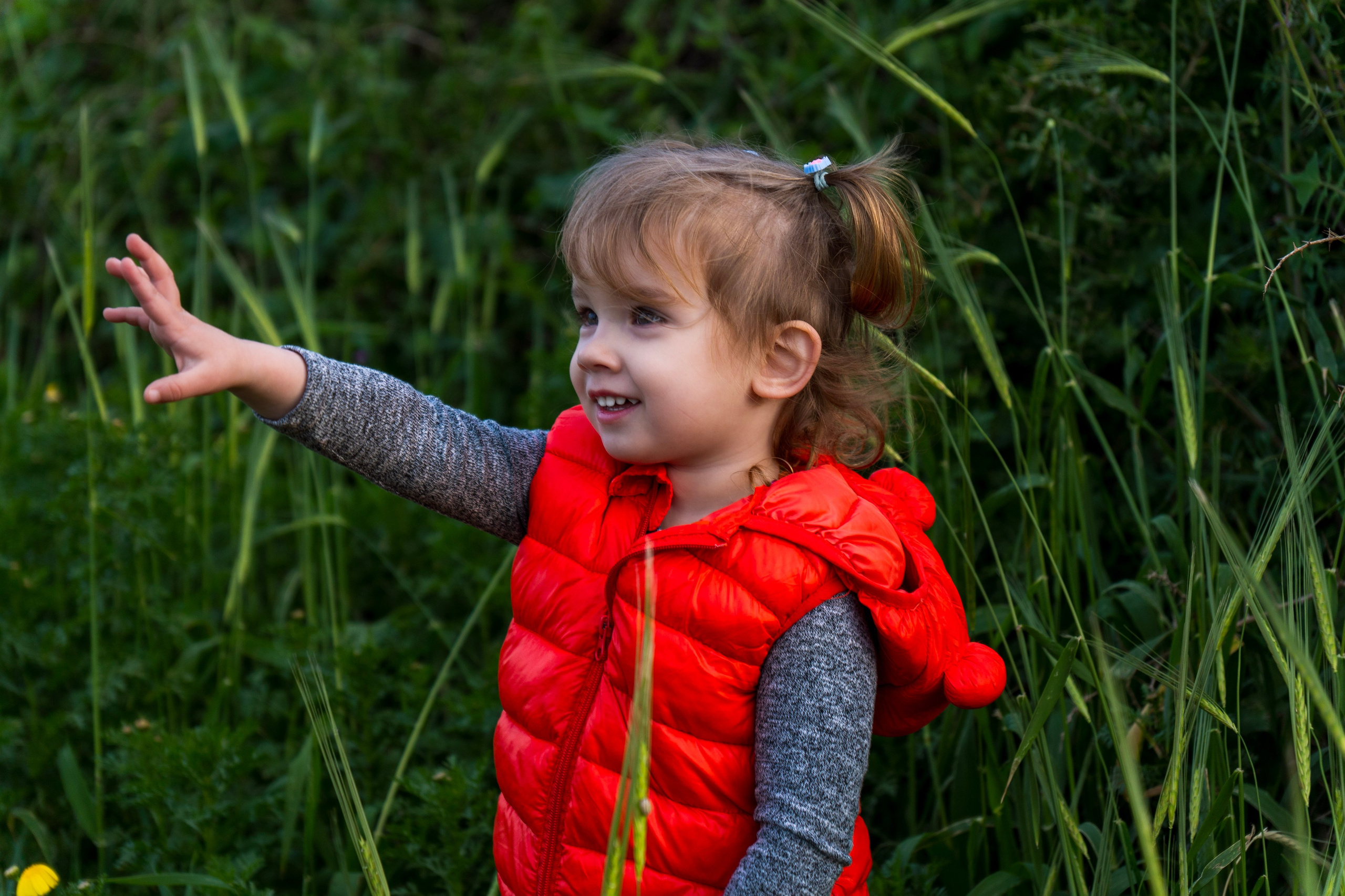 Elina and her little princess. Art and outdoor photography