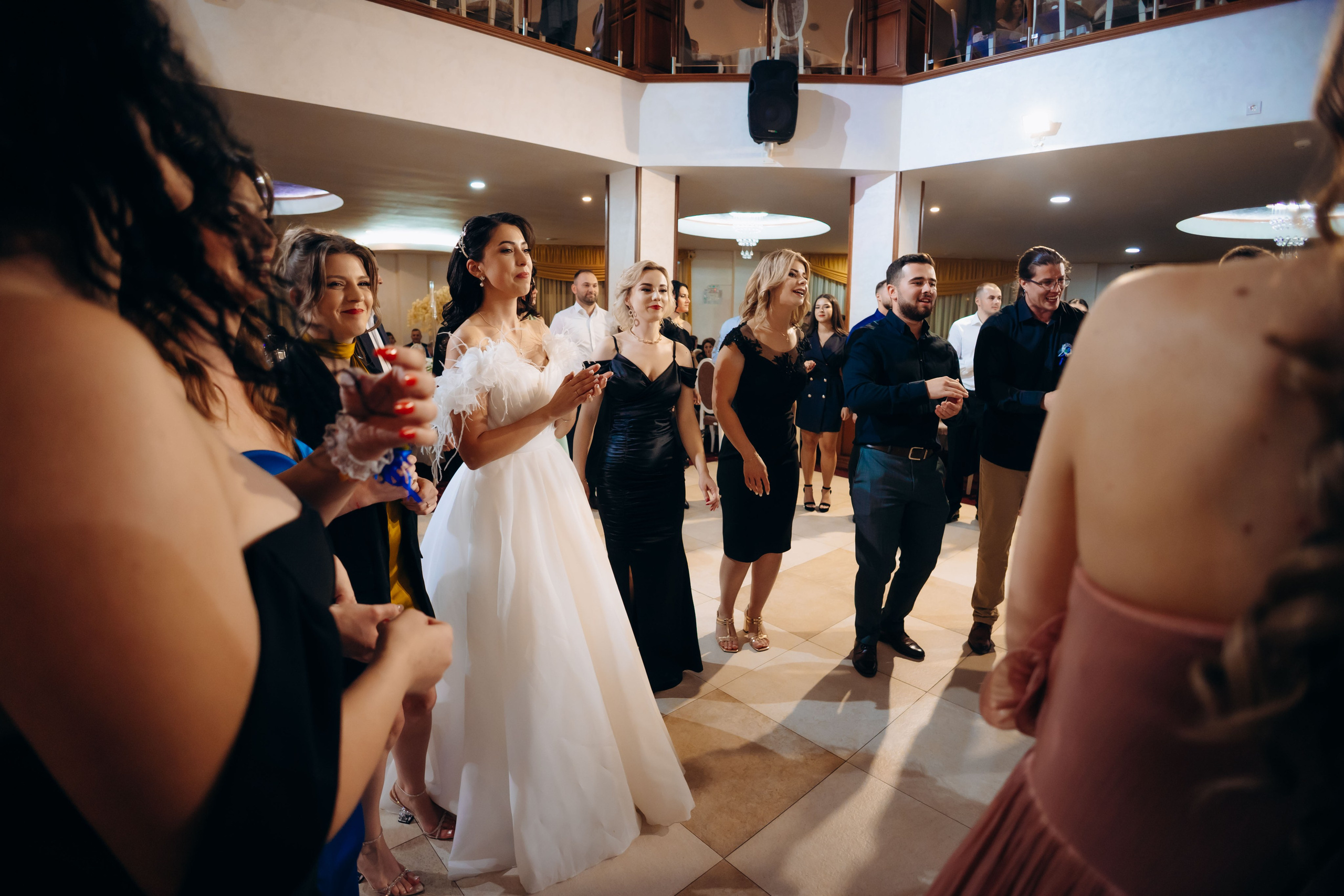 Loredana & Emilian – Ziua Nunții | Videografie - fotografie Botez Suceava, Iași, Botoșani. Servicii foto-video profesionale, pentru momente de neuitat