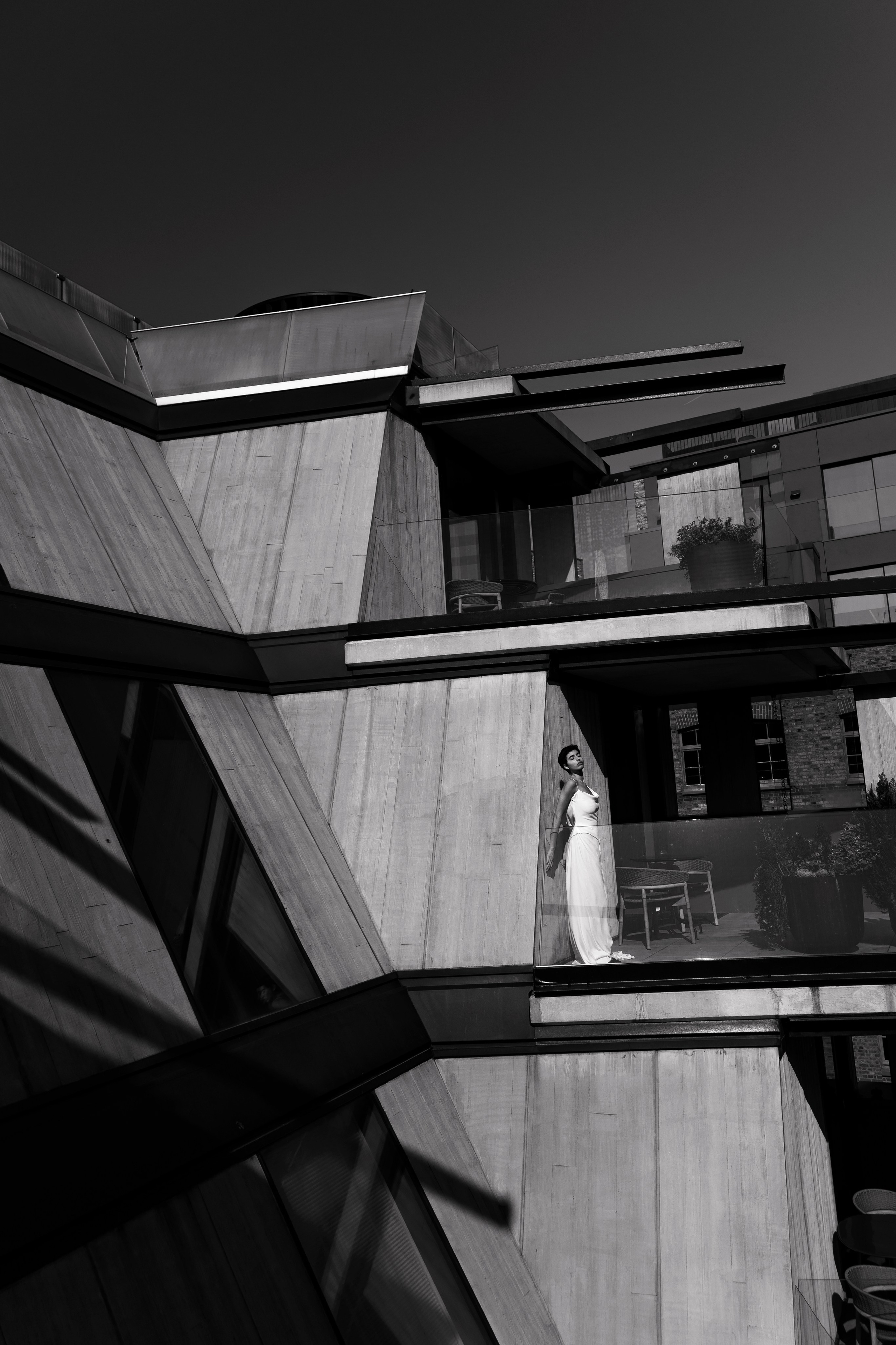 Rolling in Roses. Timeless Wedding & Events Photography. Based in London, working across Europe