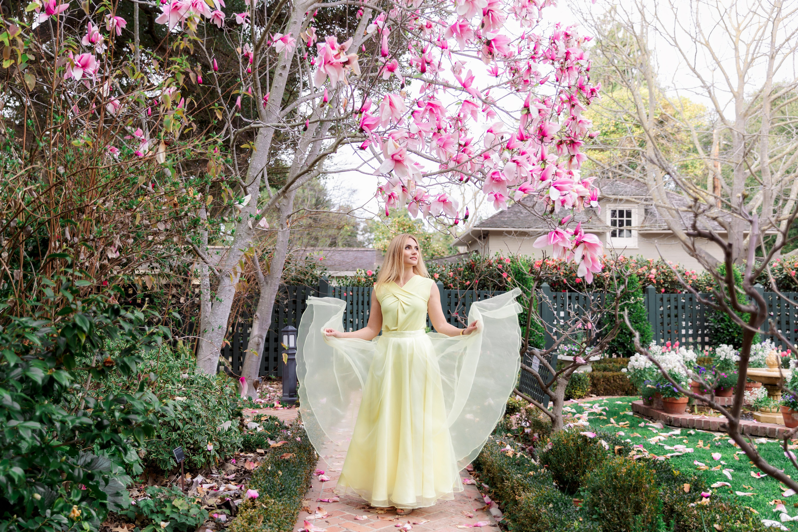 Magnolia Photoshoot. Los Angeles portrait photographer Valeria Kasatkina