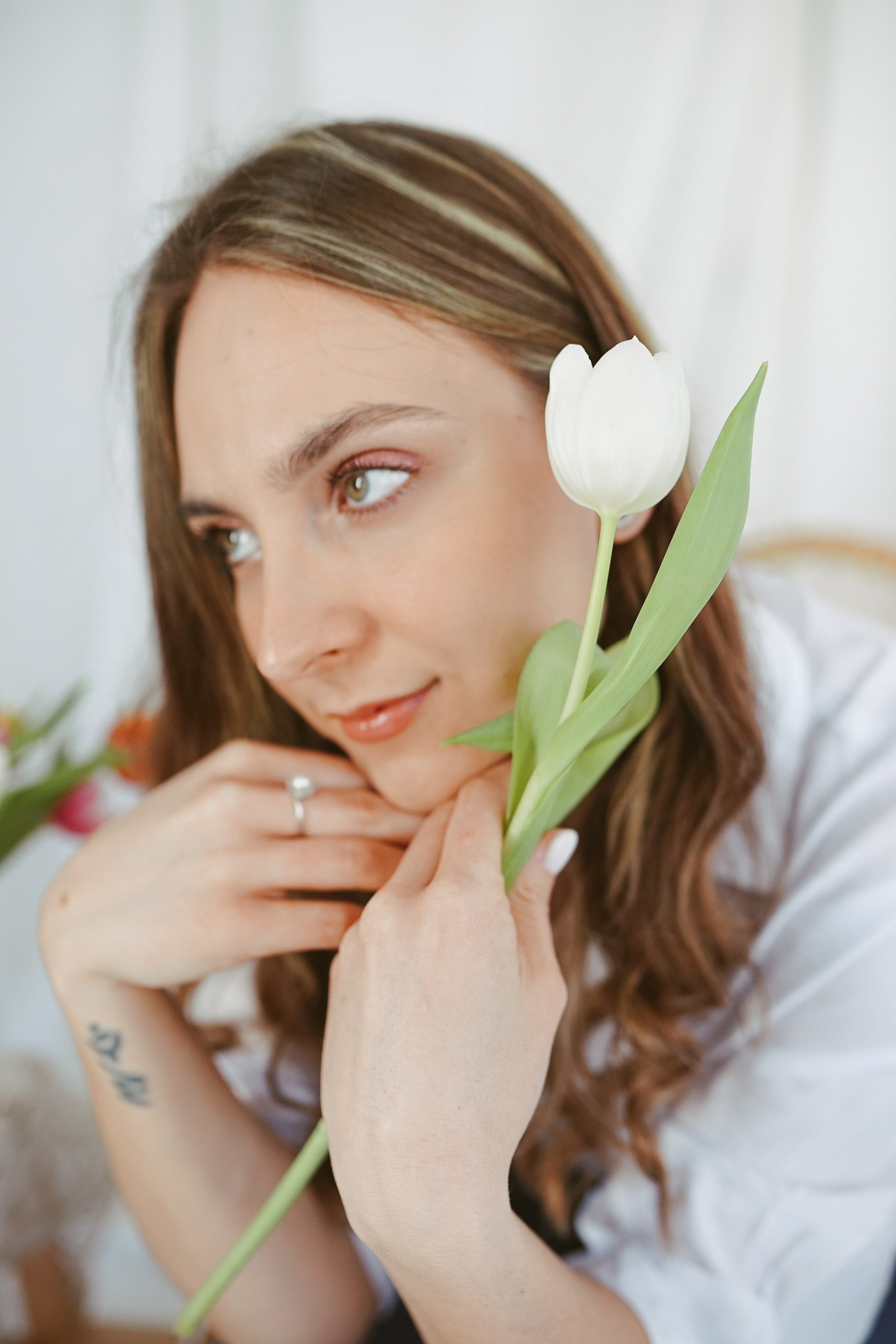 Ședințe Foto Primăvara Colorată Brașov | Mădălina Beda. Madalina Beda- Artist vizual, fotograf, doula la nastere, consultant babywearing Brasov si in toata tara