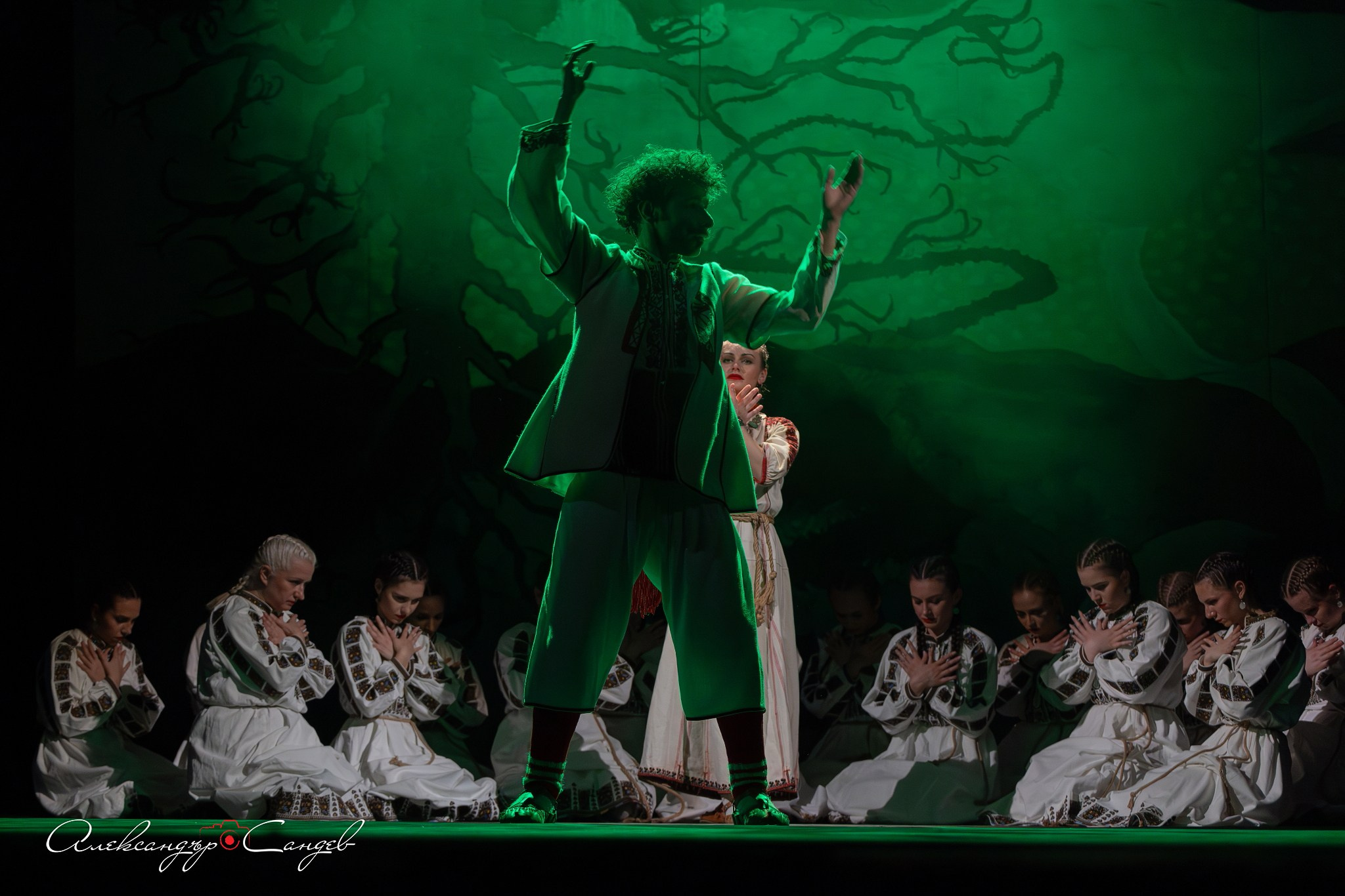 „Змейова сватба“, спектакъл на представителен ансамбъл „Шевица“ - 28.03.2026 -. Александър Сандев - website