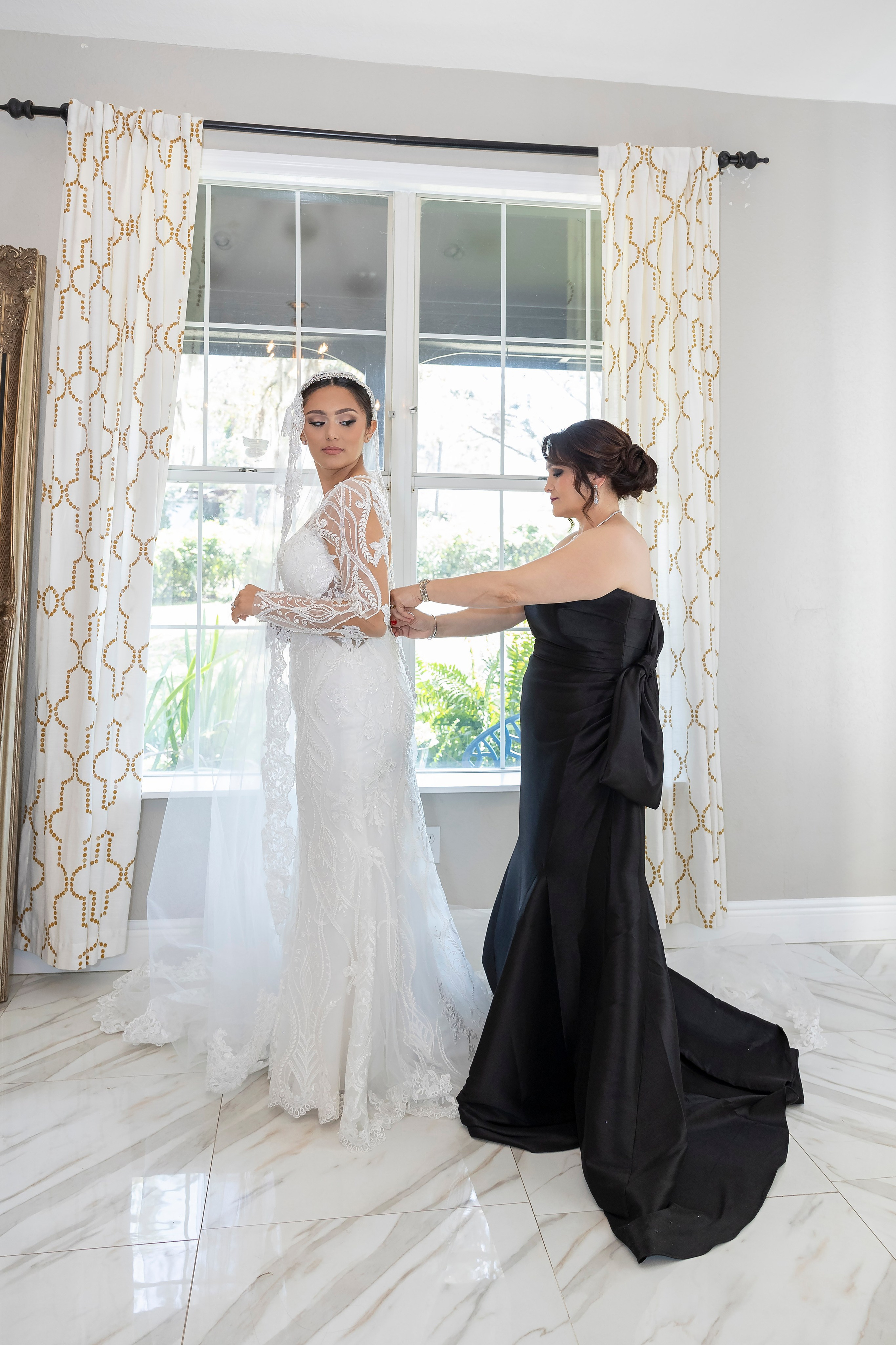 V&A. Wedding photographer in Florida