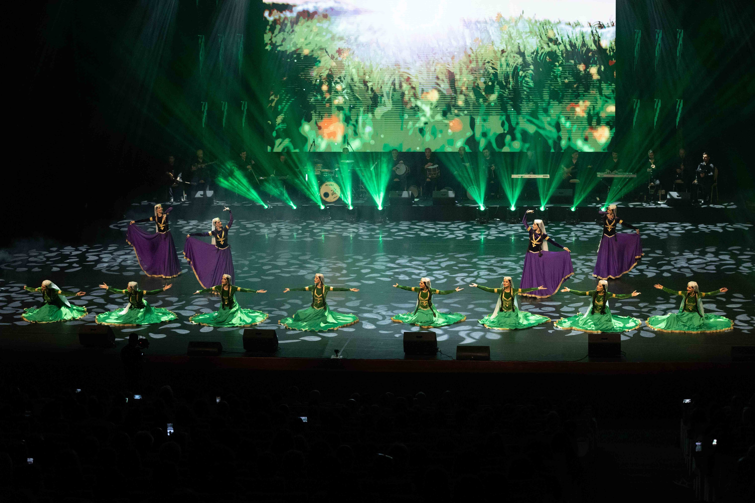 STATE DANCE ENSEMBLE. Wedding&Event photographer Ismail Rzayev in Baku