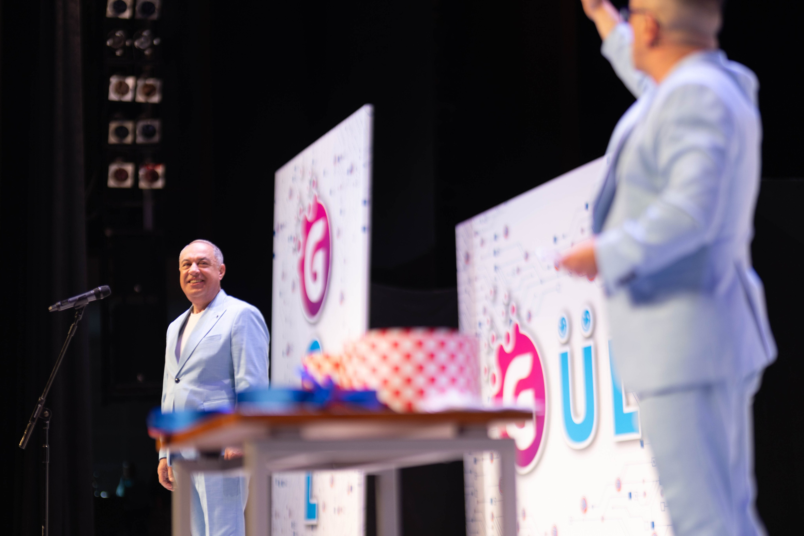 PLANET PARNI IZ BAKU. Wedding&Event photographer Ismail Rzayev in Baku