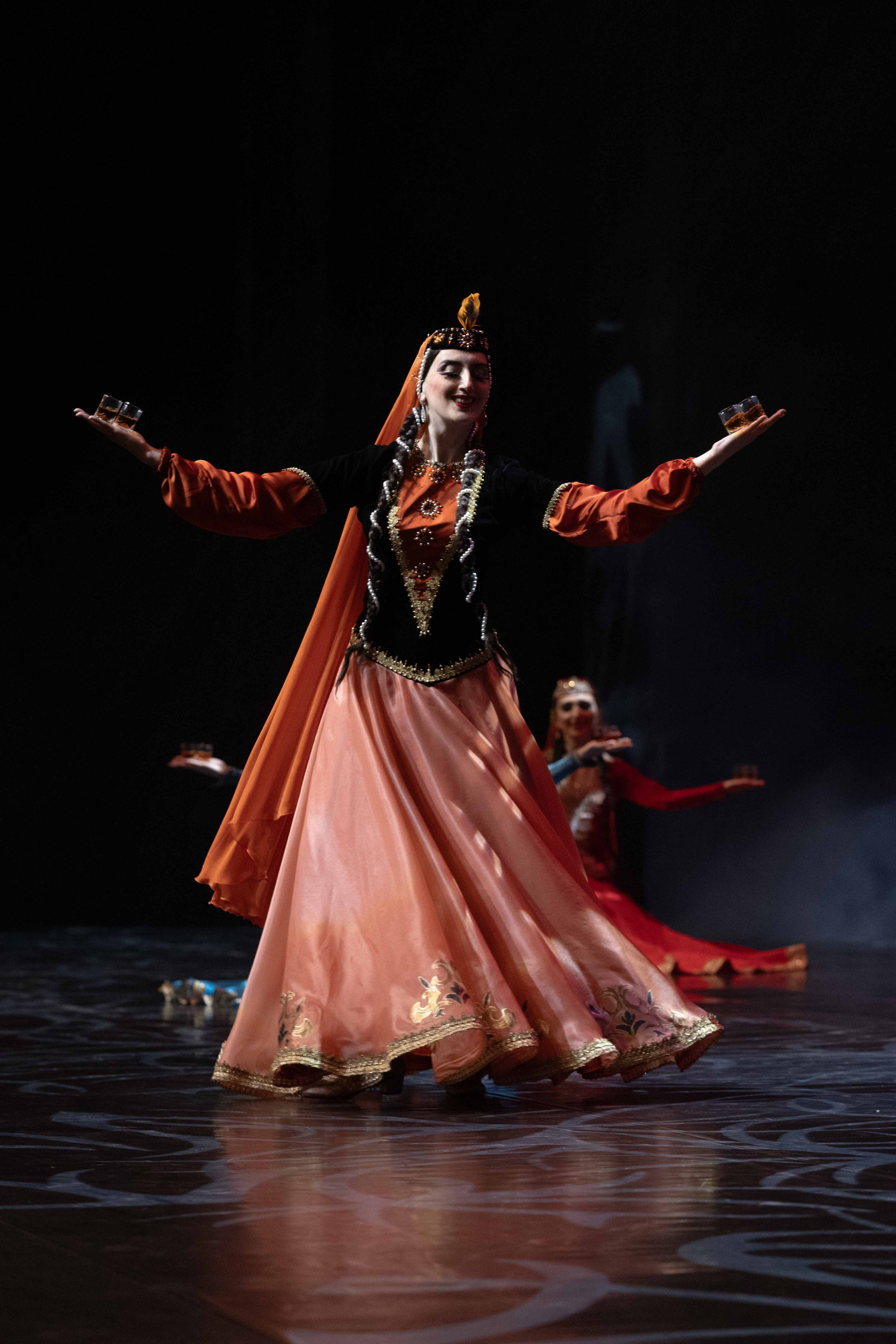 STATE DANCE ENSEMBLE. Wedding&Event photographer Ismail Rzayev in Baku