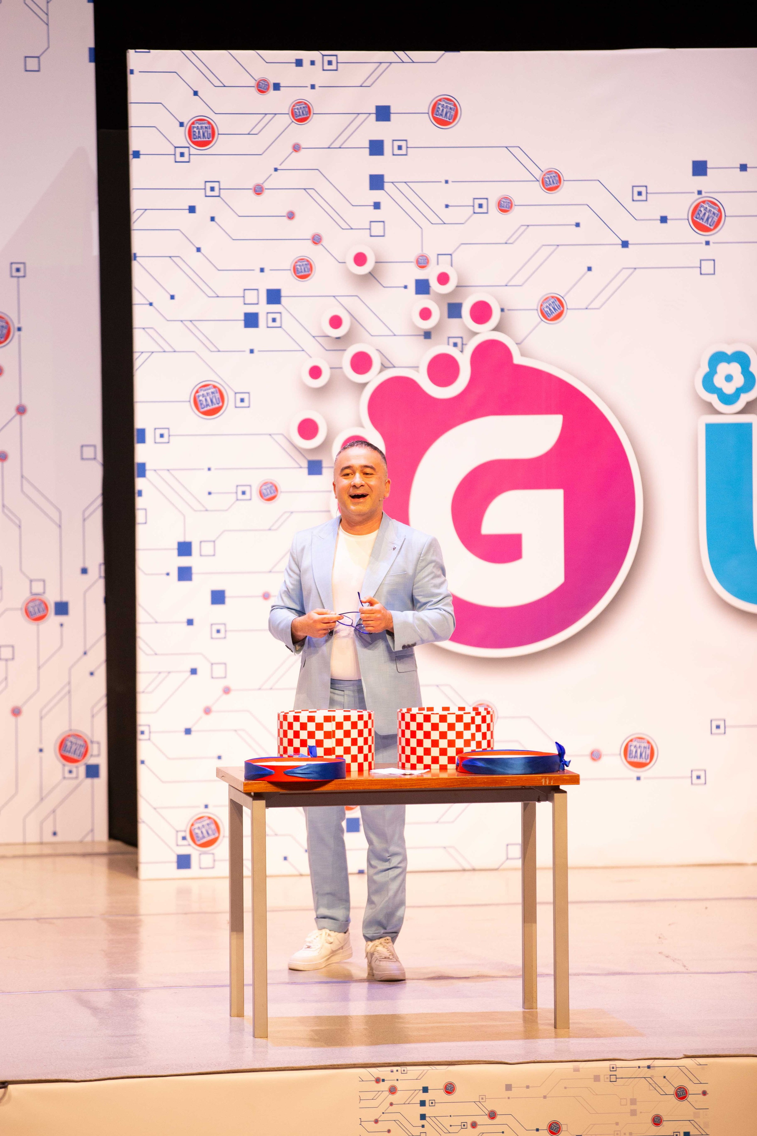 PLANET PARNI IZ BAKU. Wedding&Event photographer Ismail Rzayev in Baku