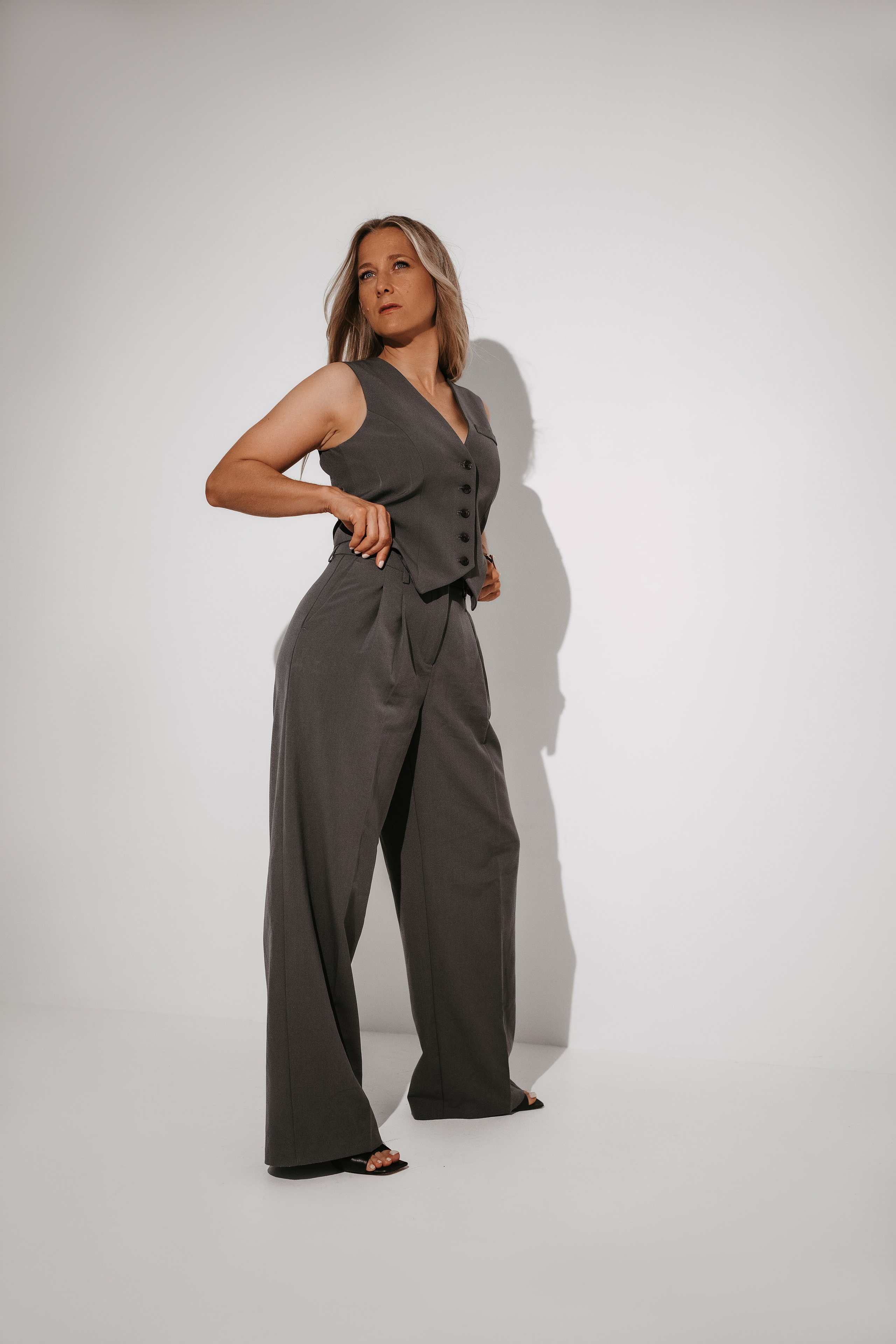 Sieviešu fotogrāfe Nadja Kraukle