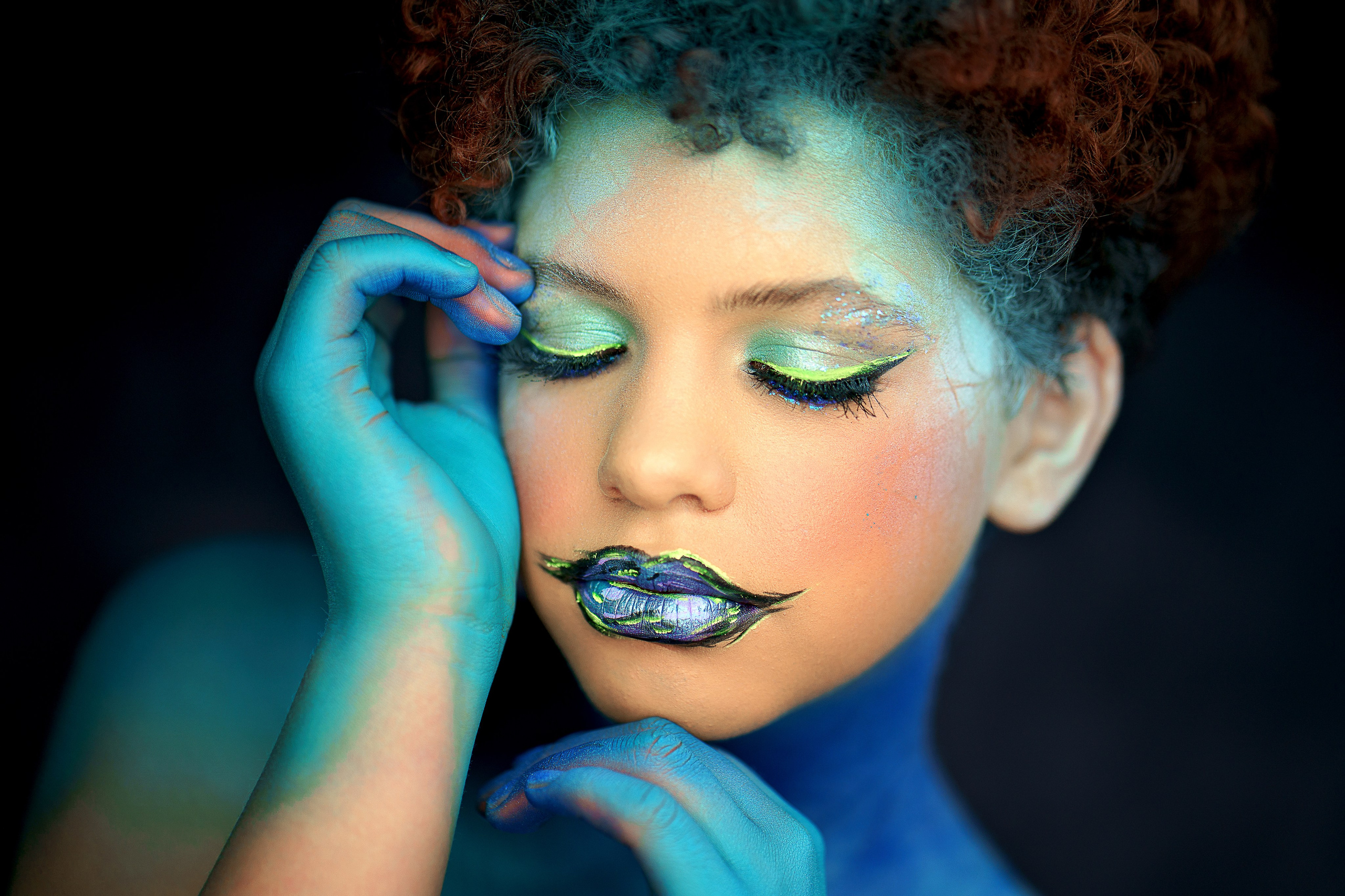 Creative makeup. Familien, Portrait und Konzeptualfotografie in Genf, Schweiz