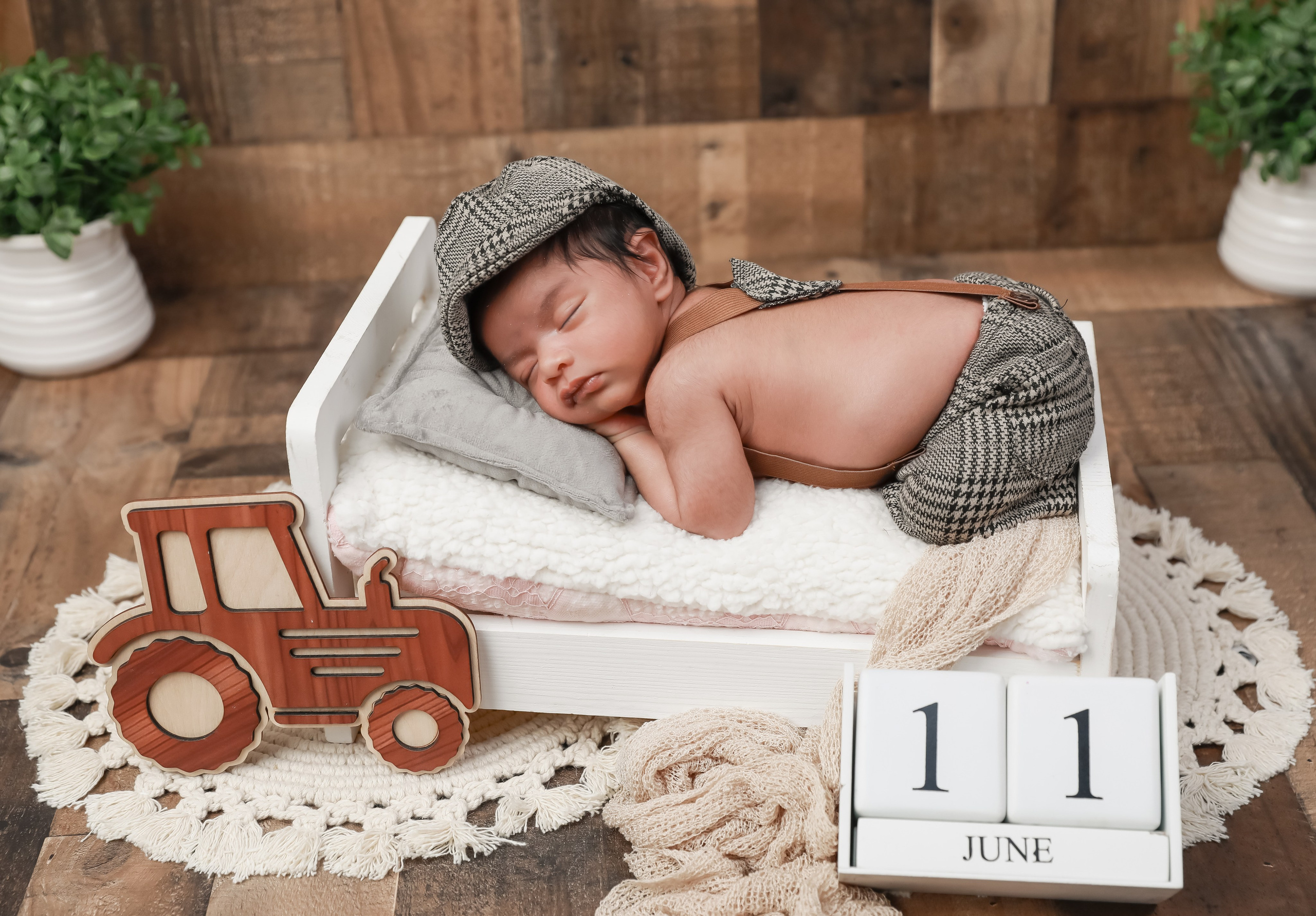 Newborn. AP Lens Photography | Newborn, Maternity, Milestone & Family Photographer | Little Elm & DFW, TX