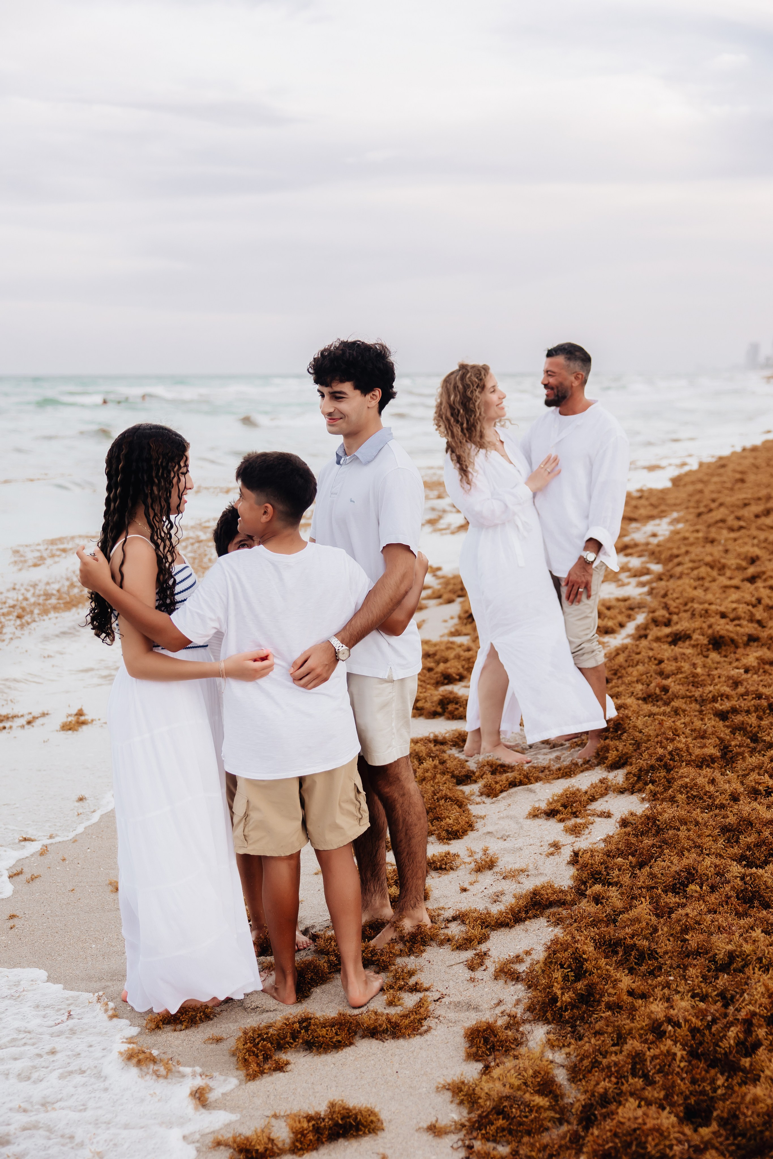 Family. Alya Leto Photographer