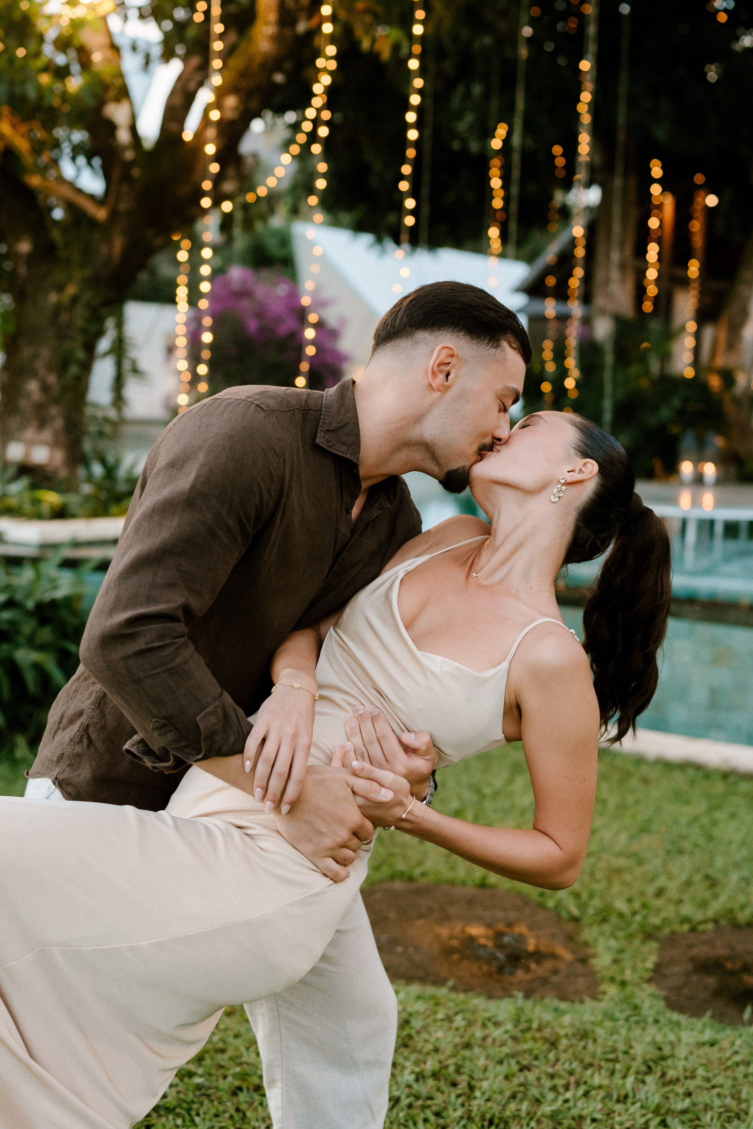 Nicolaos & Ivanna. Female Photographer in Bali